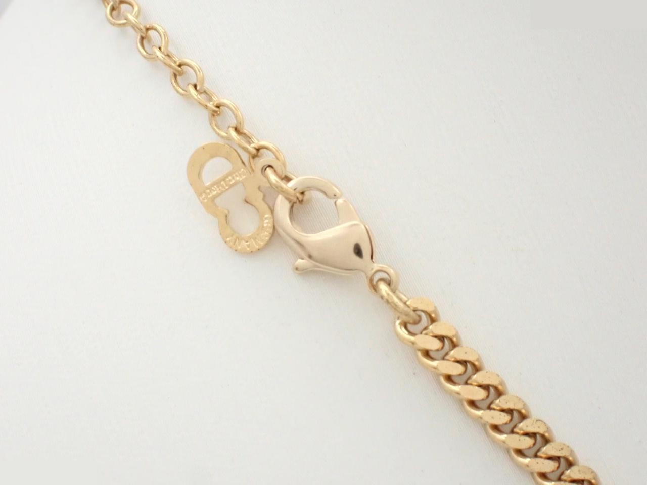 Other lines: Precious metal necklaces and pendants, total length approximately 46 cm. — view 2