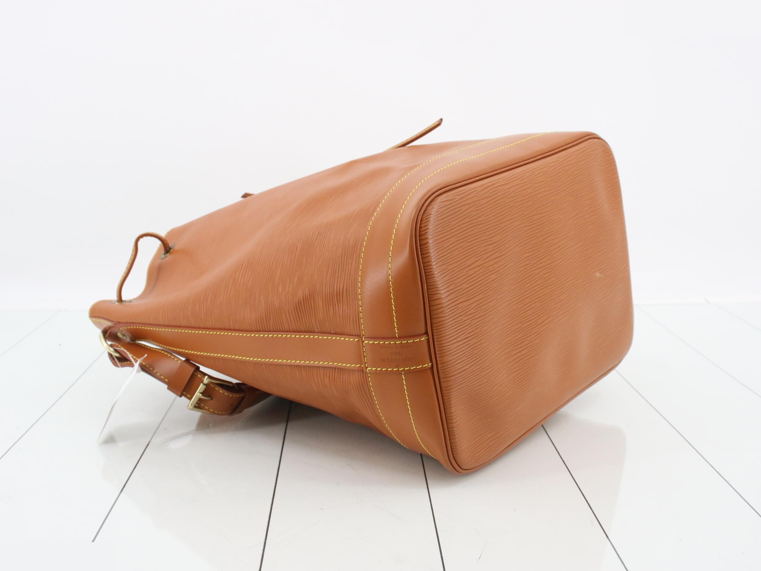 Epi Petit Noe Shoulder Bag/Bucket Bag, Brown, Gold Hardware — view 5