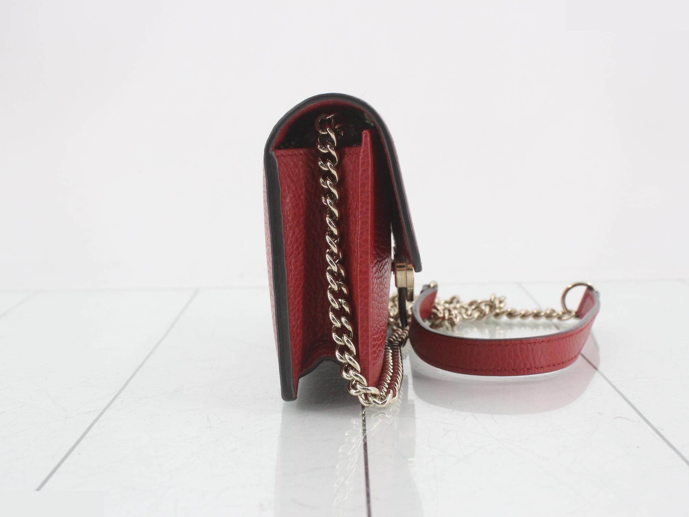 Interlocking G Leather Chain Wallet, Red — view 4