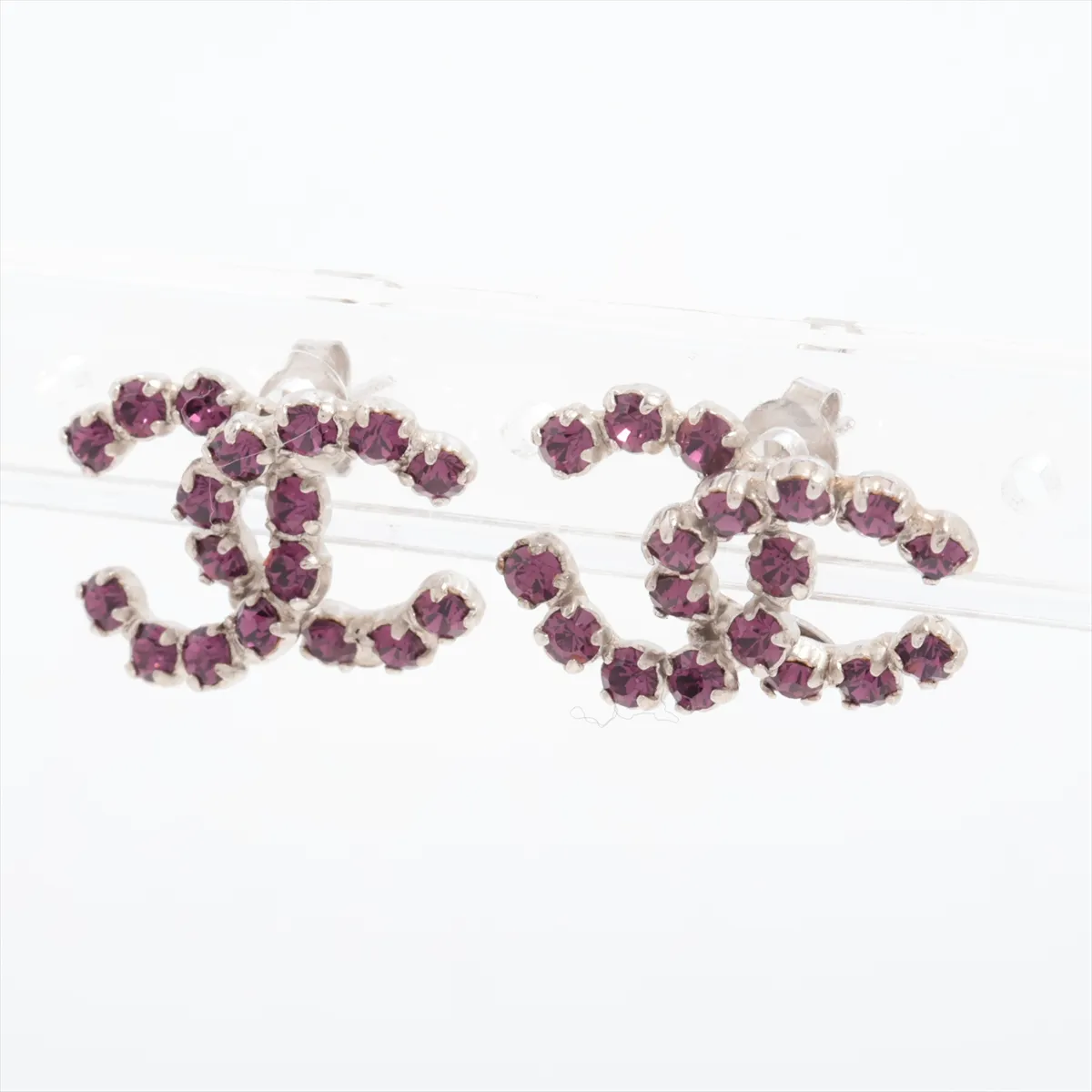 Coco Mark 00A Earrings (Pair) Metal x Rhinestone Silver x Pink — view 3