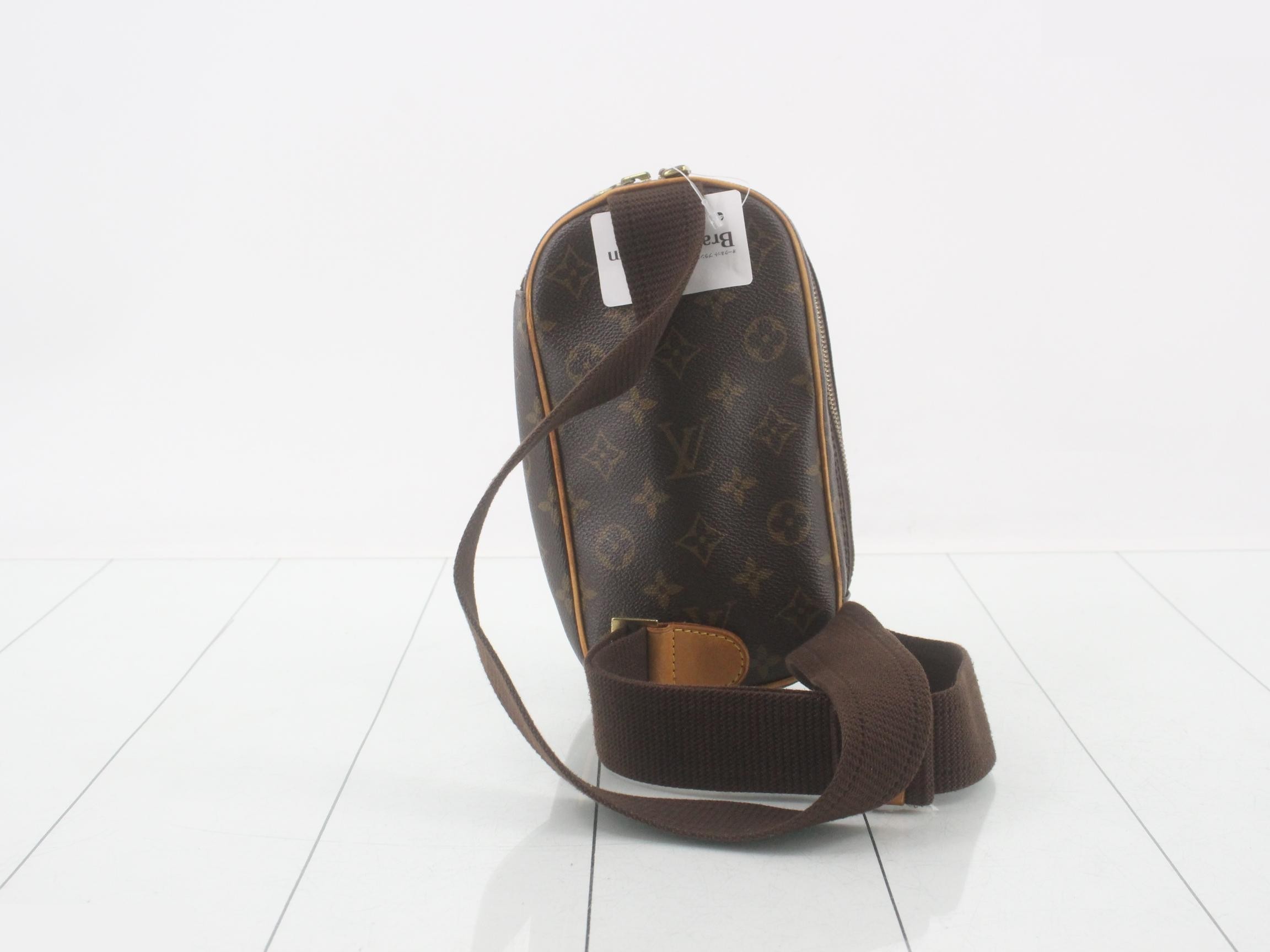 Pochette Gange — view 2