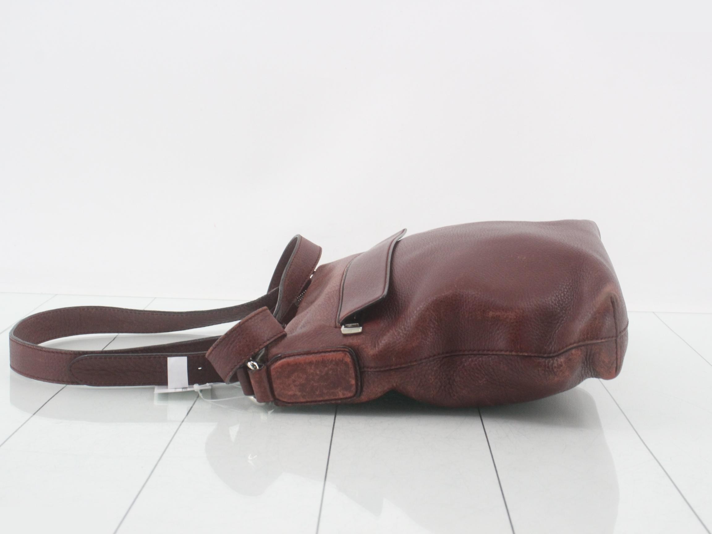 Leather shoulder bag — view 4