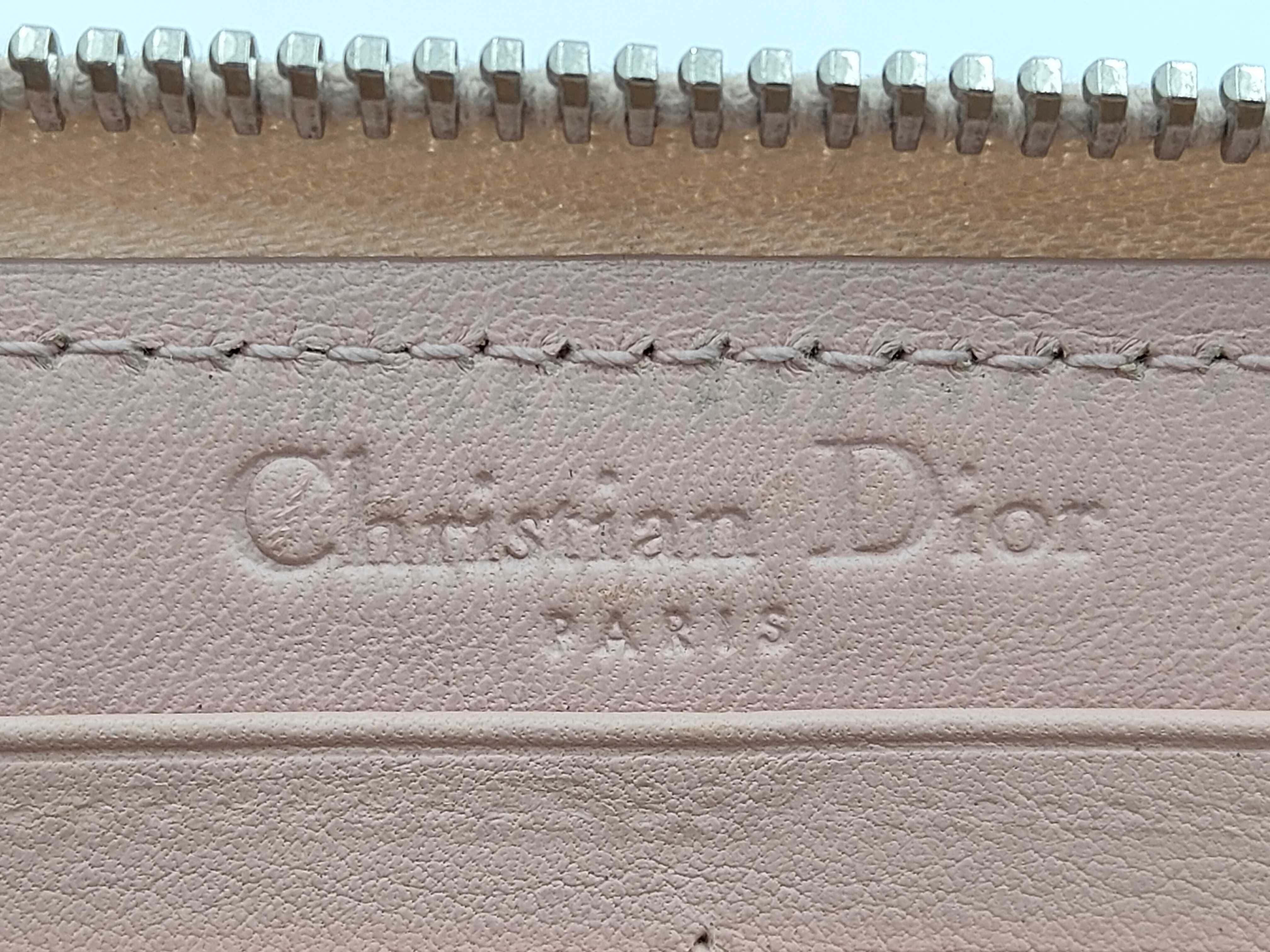 pink wallet — view 6