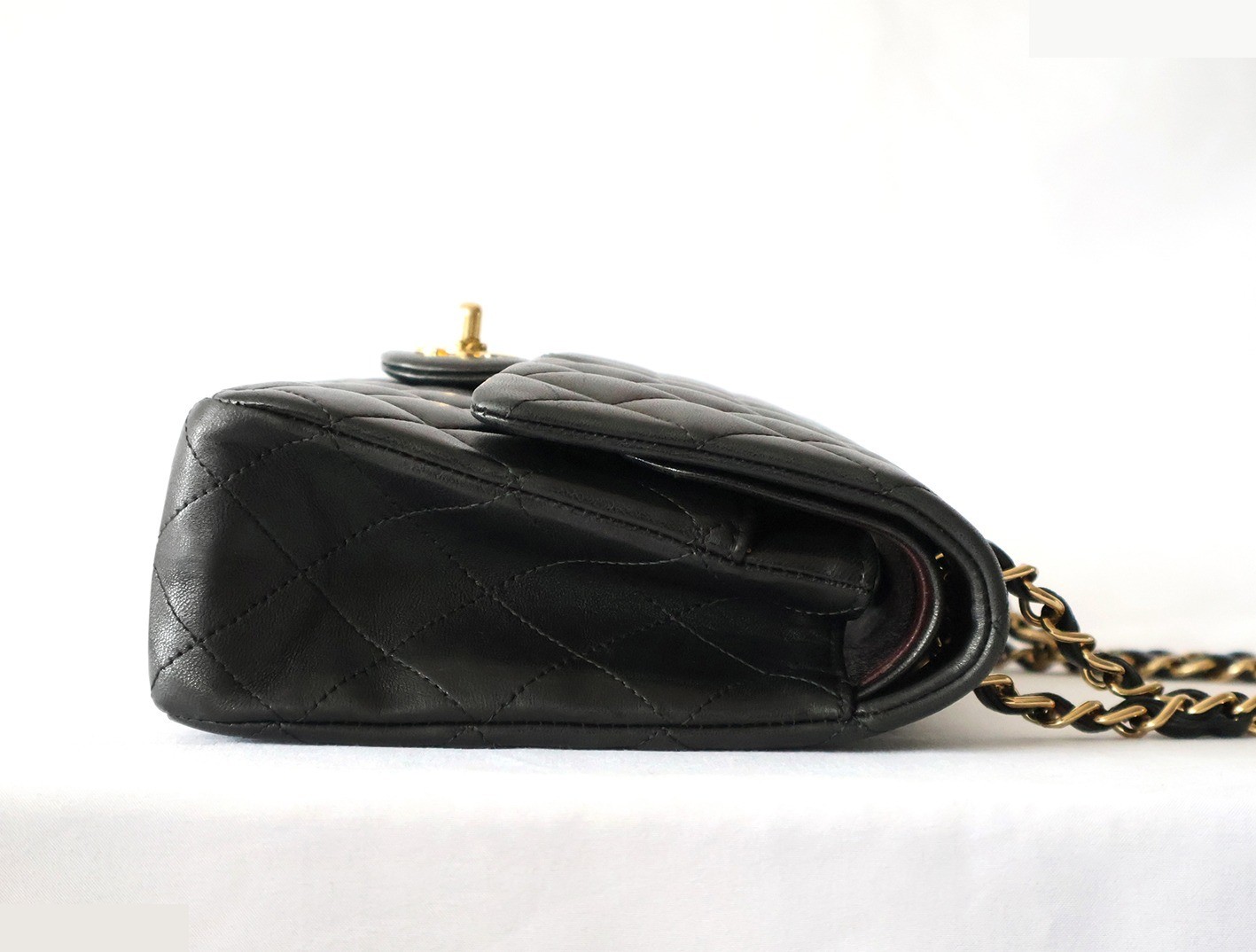 Matelassé 25 Lambskin Double Flap Double Chain Shoulder Bag, Black — view 7