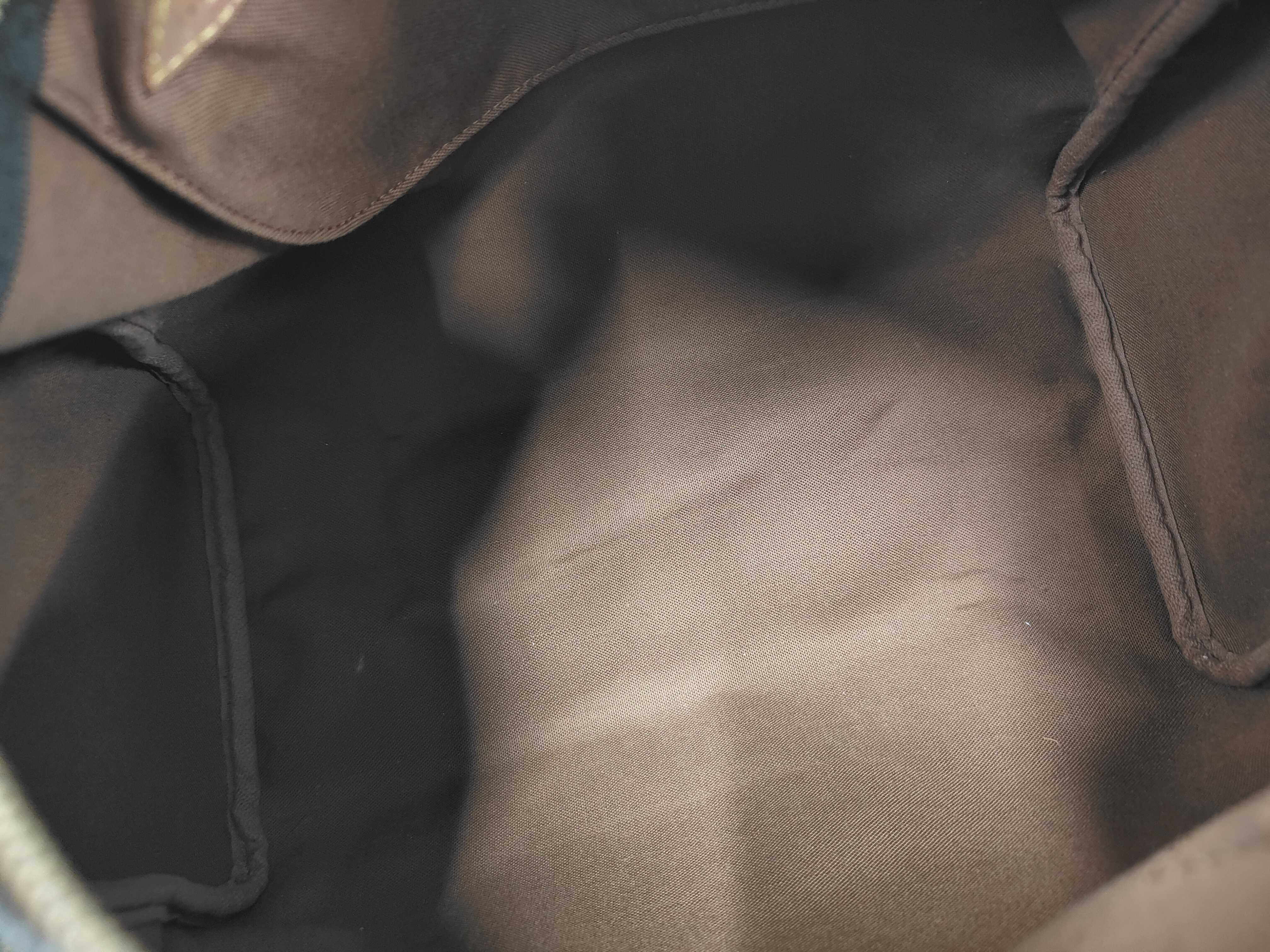 LV Speedy Boston Bag — view 9