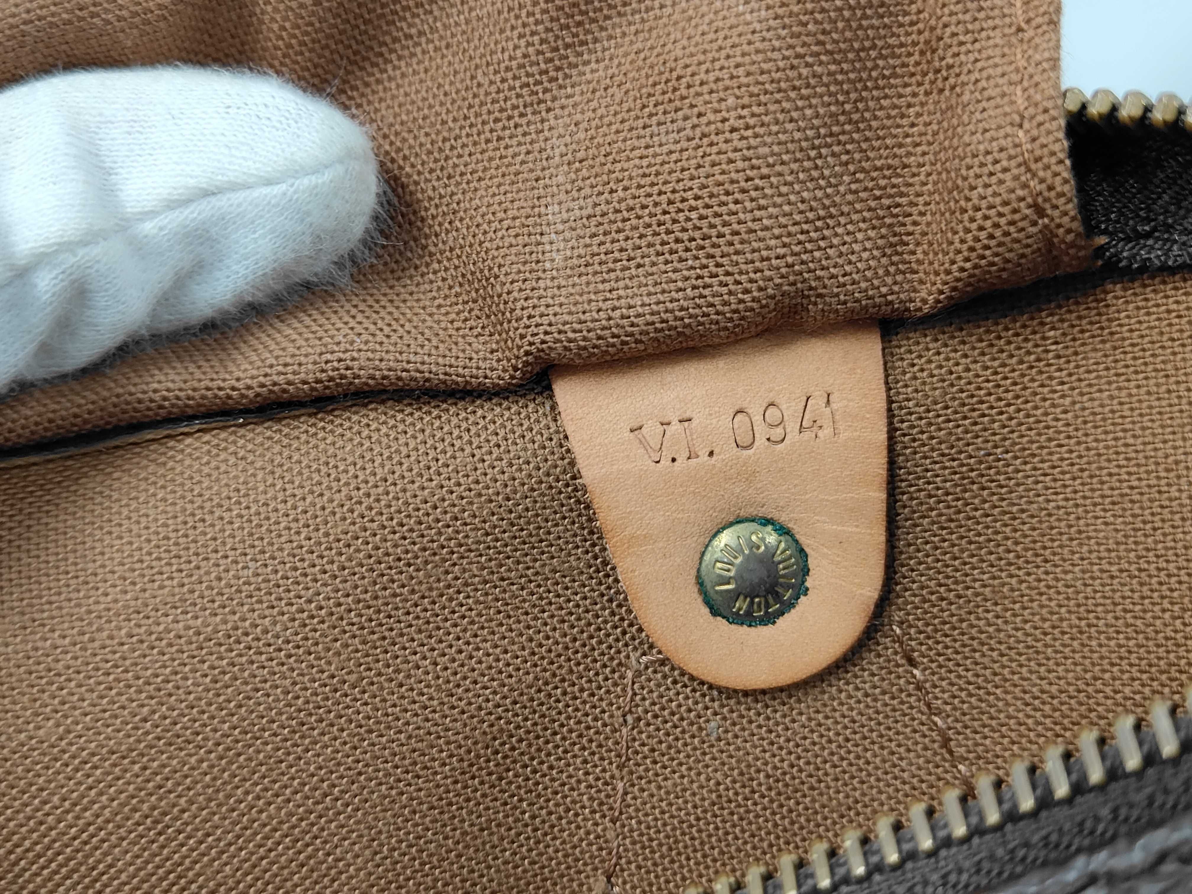 LV Speedy Boston Bag — view 10