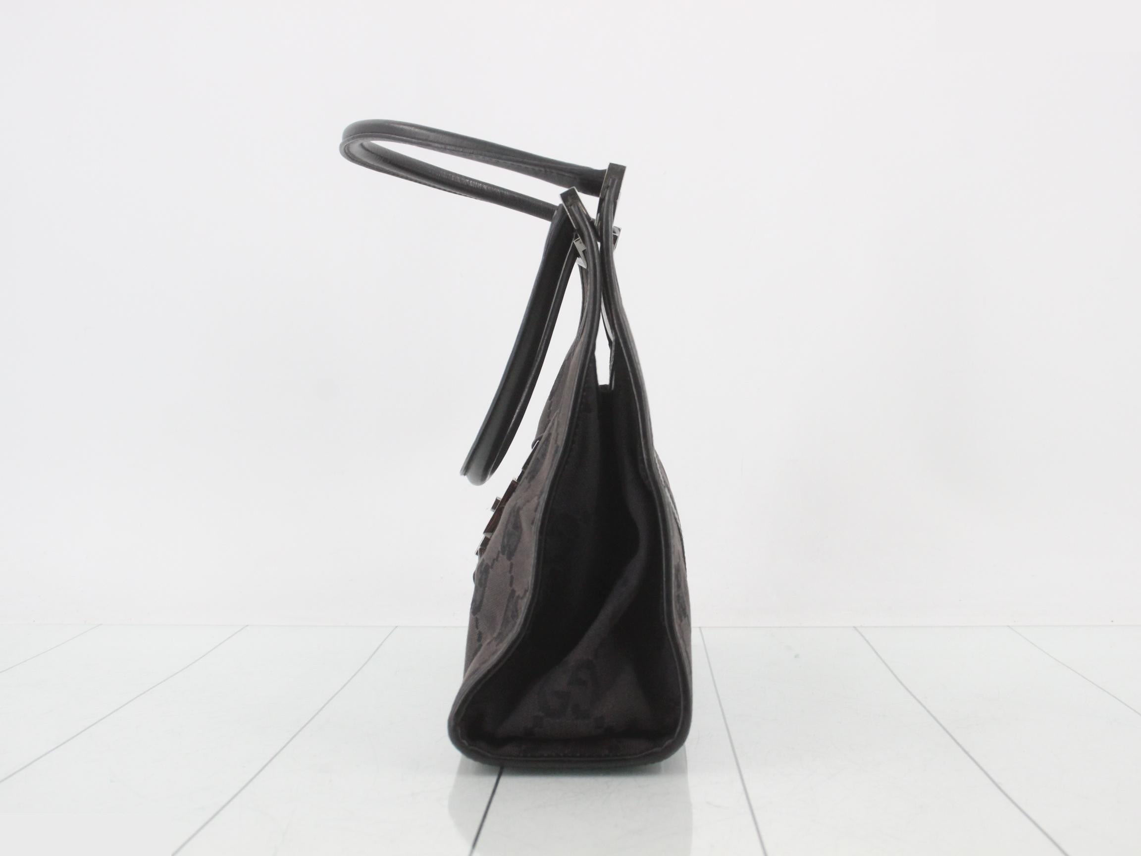 GG Jackie Shoulder Bag — view 3