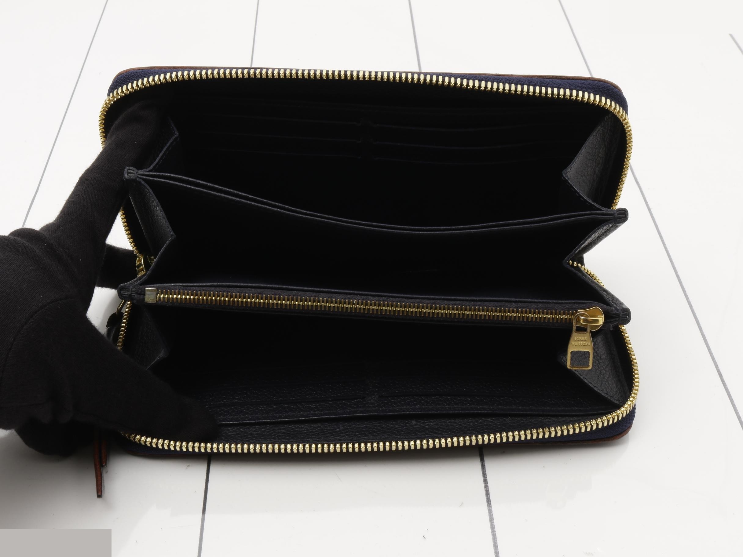 Zippy Wallet — view 4