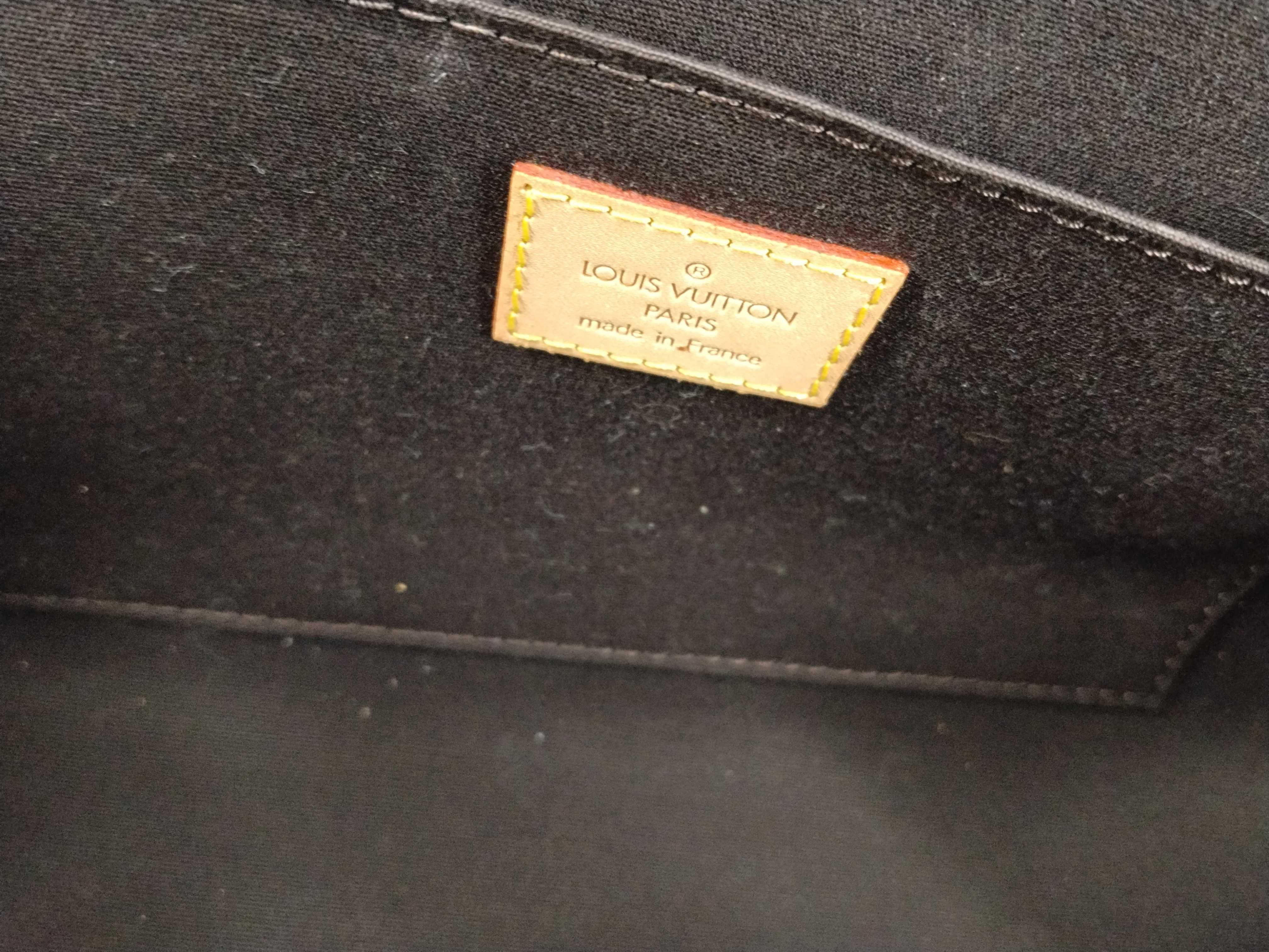 Vernis Roxbury Drive M91995 Amarante Vernis Handbag — view 11
