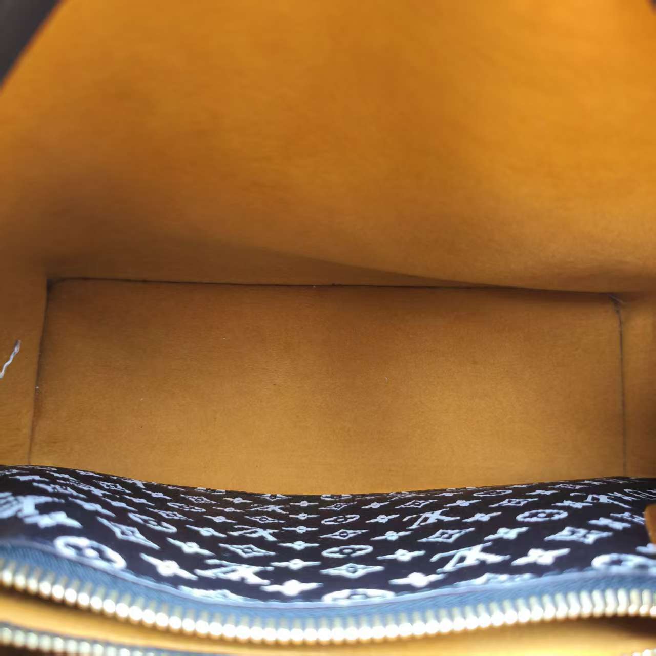 【*Shipped from: China*】LOUIS VUITTON Noe Neo PU Shoulder Bag — view 8
