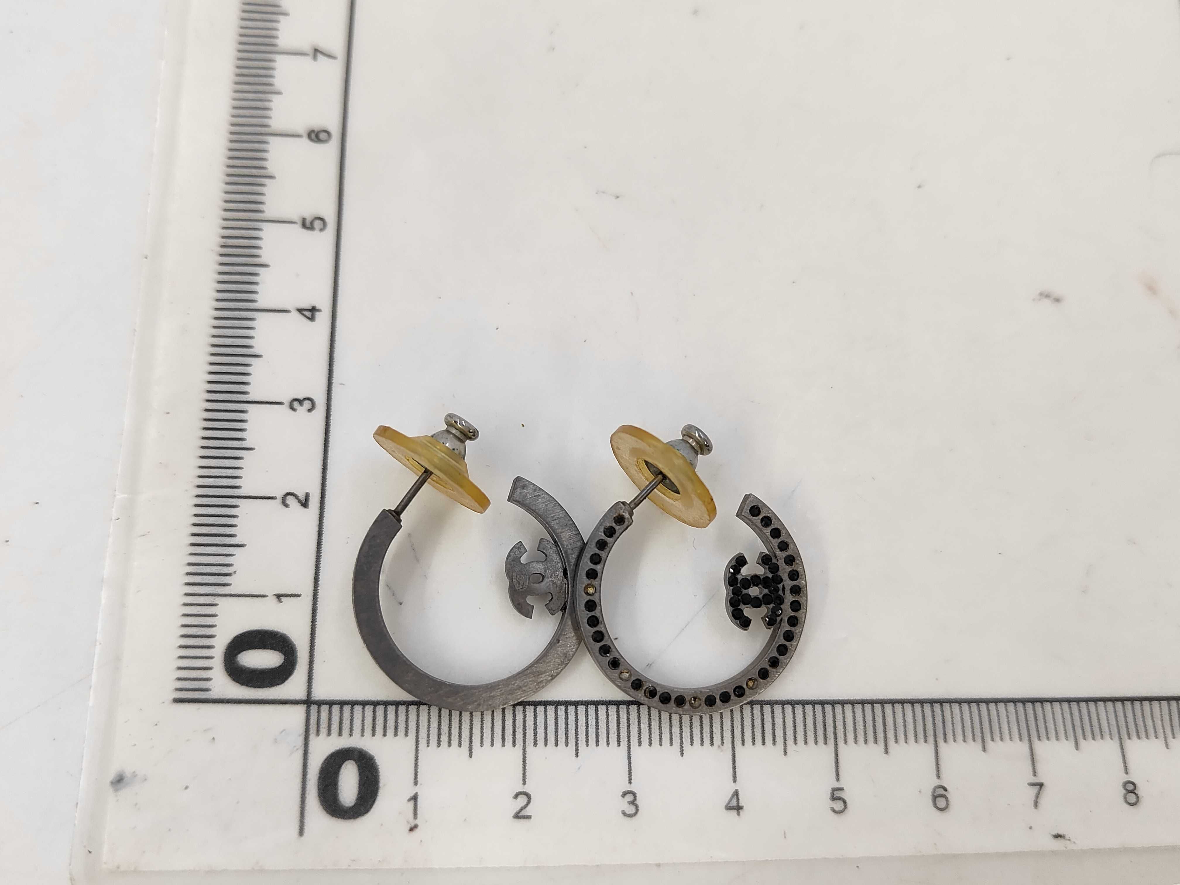Silver Hardware Coco Mark Earrings 08P — view 8