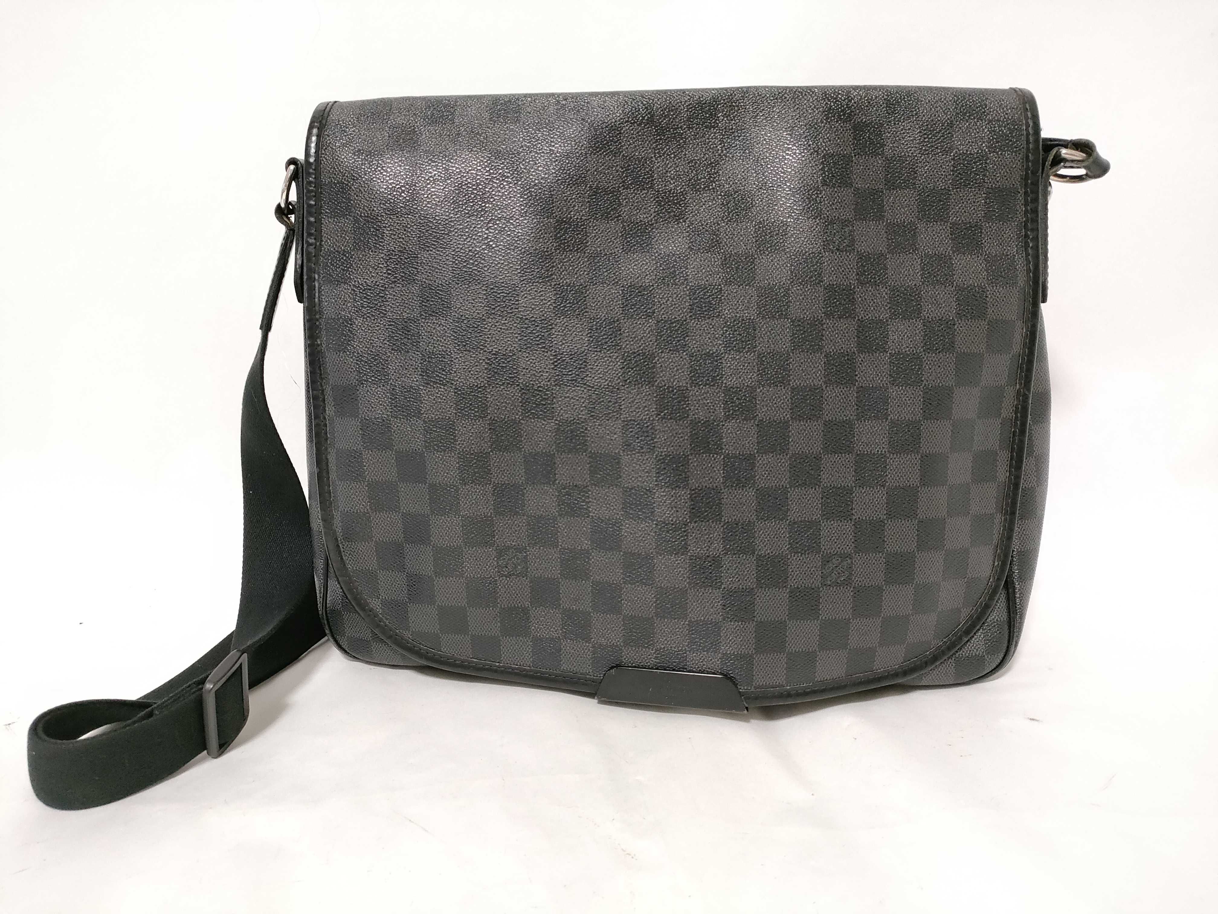 Damier Graphite Louis Vuitton Damier Shoulder Bag
