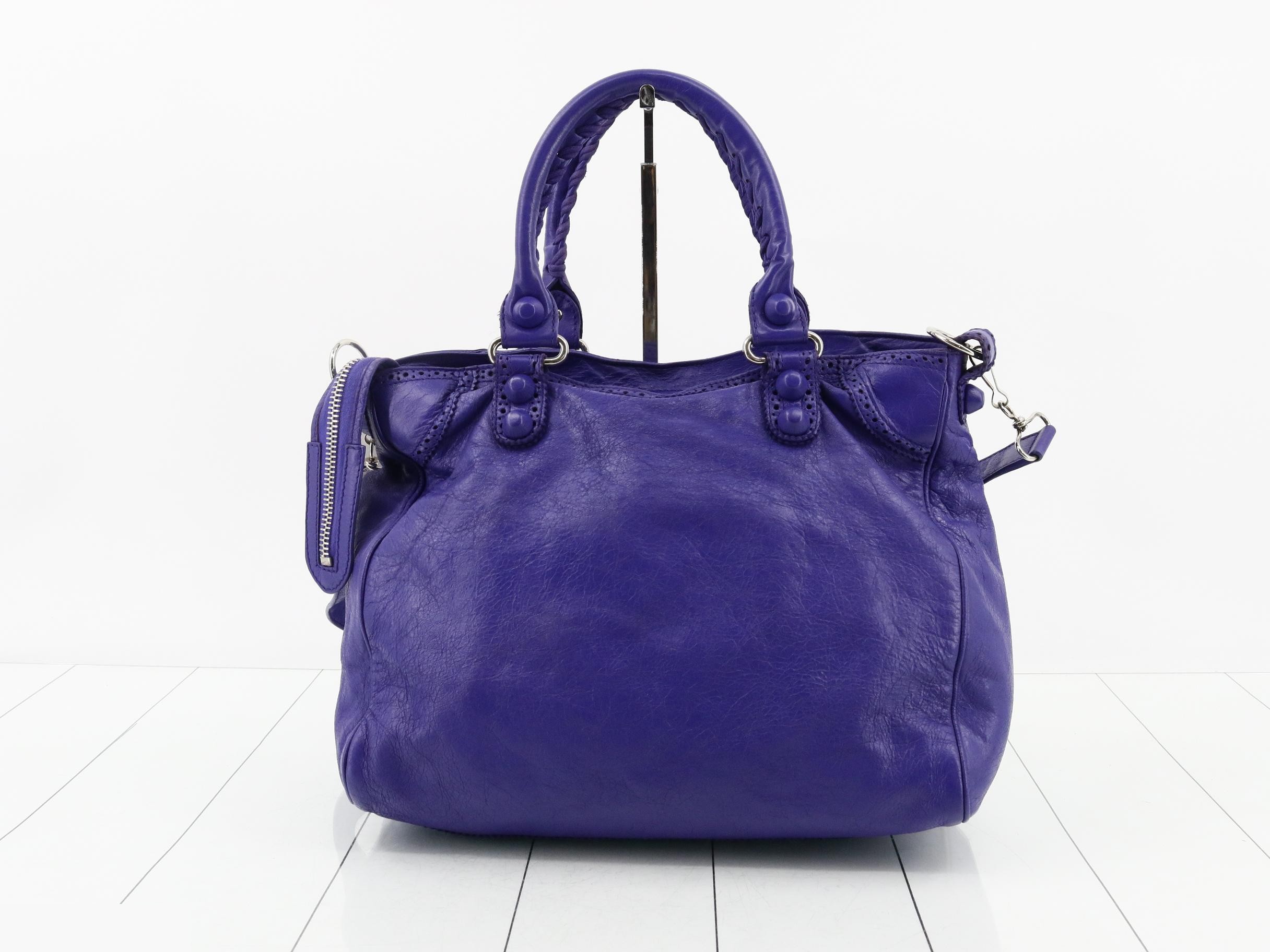 The City Shoulder Bag — view 2