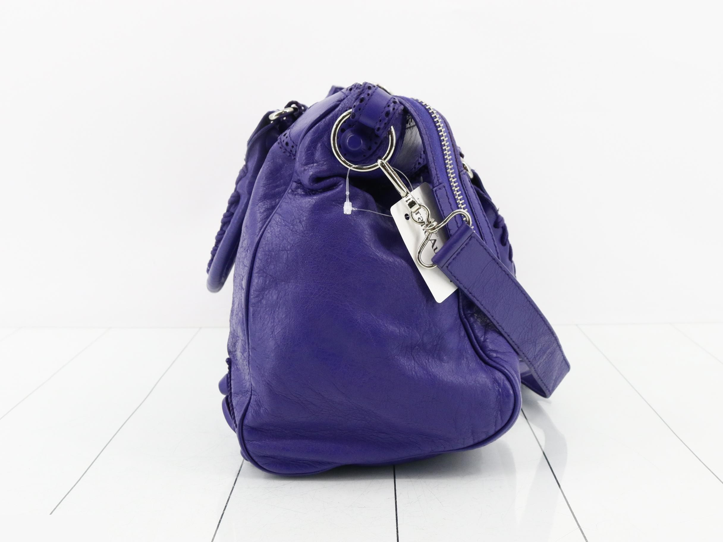 The City Shoulder Bag — view 3