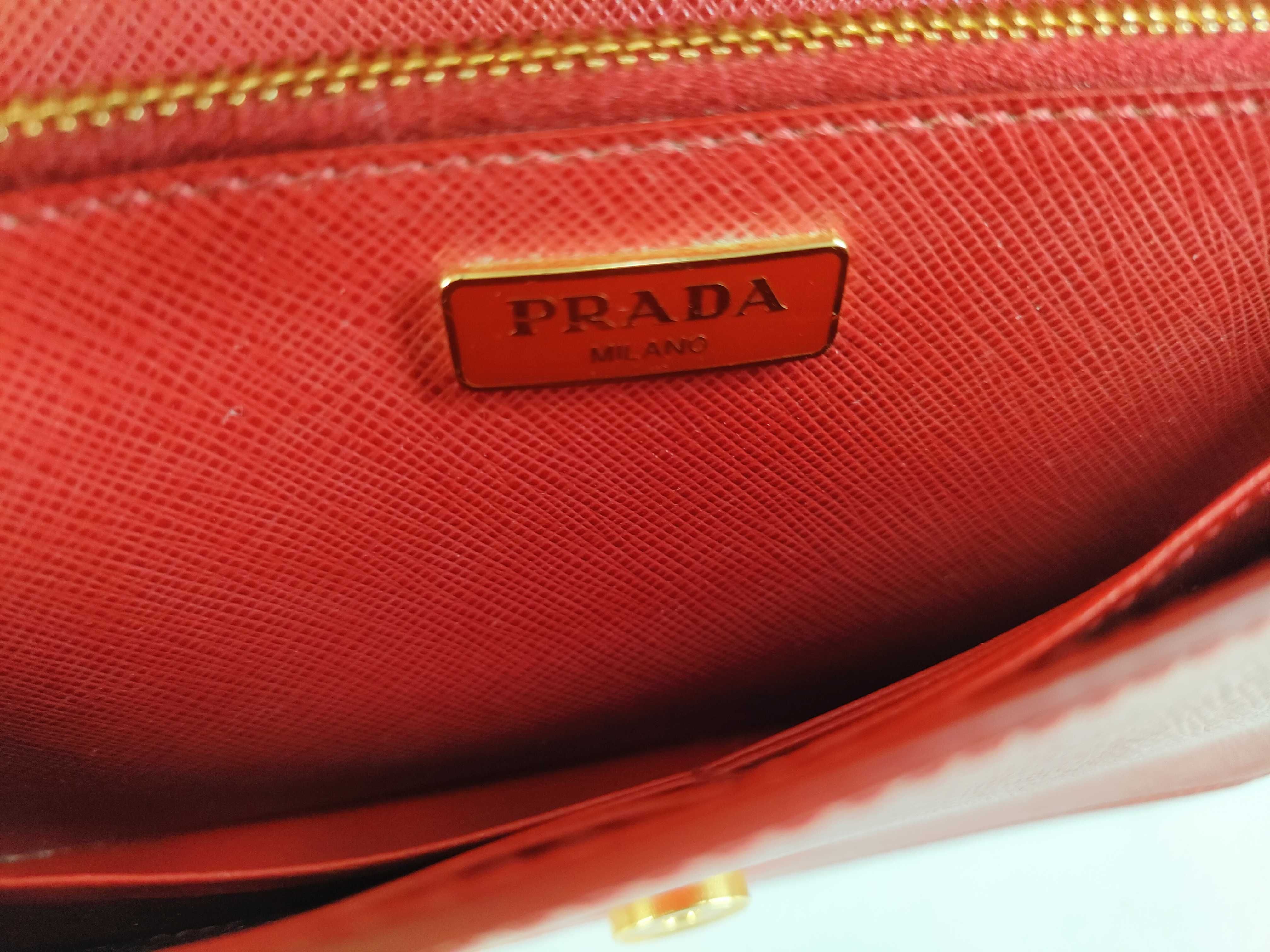 Saffiano Leather Shoulder Wallet Red Shoulder Bag — view 13