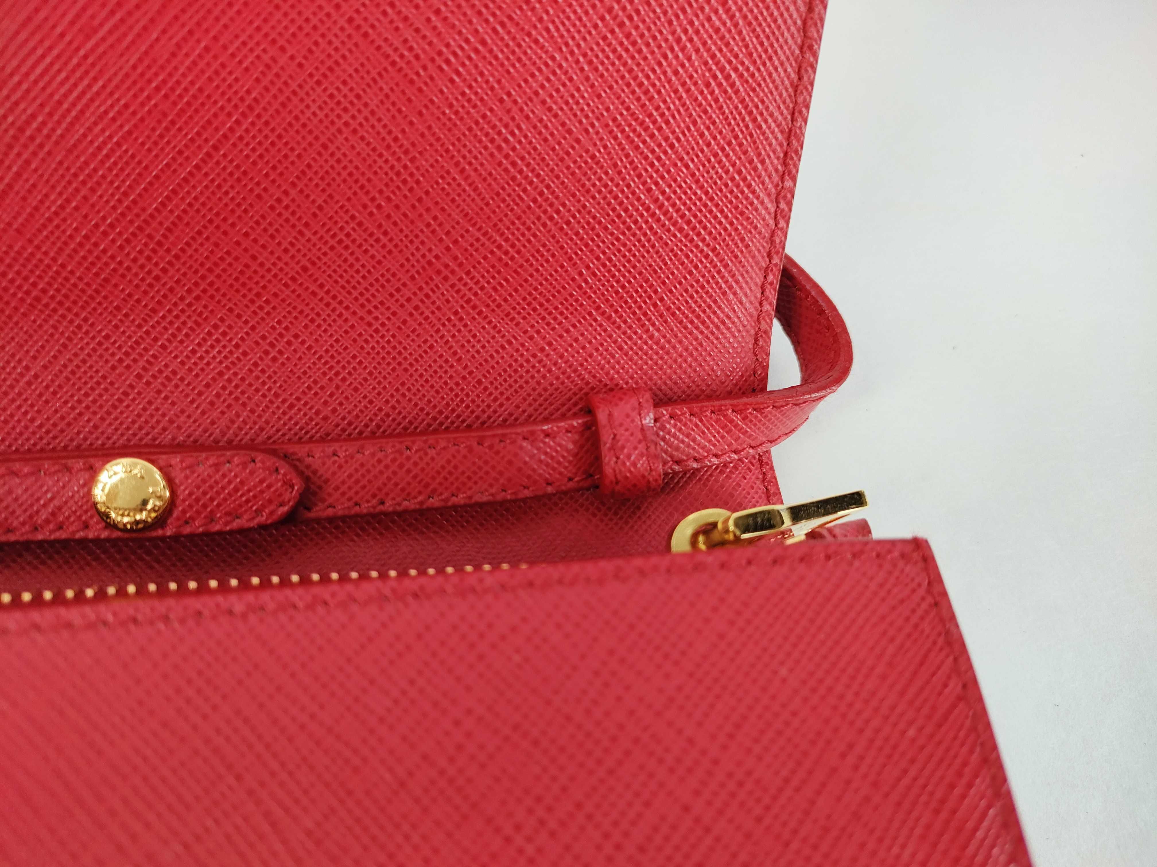 Saffiano Leather Shoulder Wallet Red Shoulder Bag — view 5