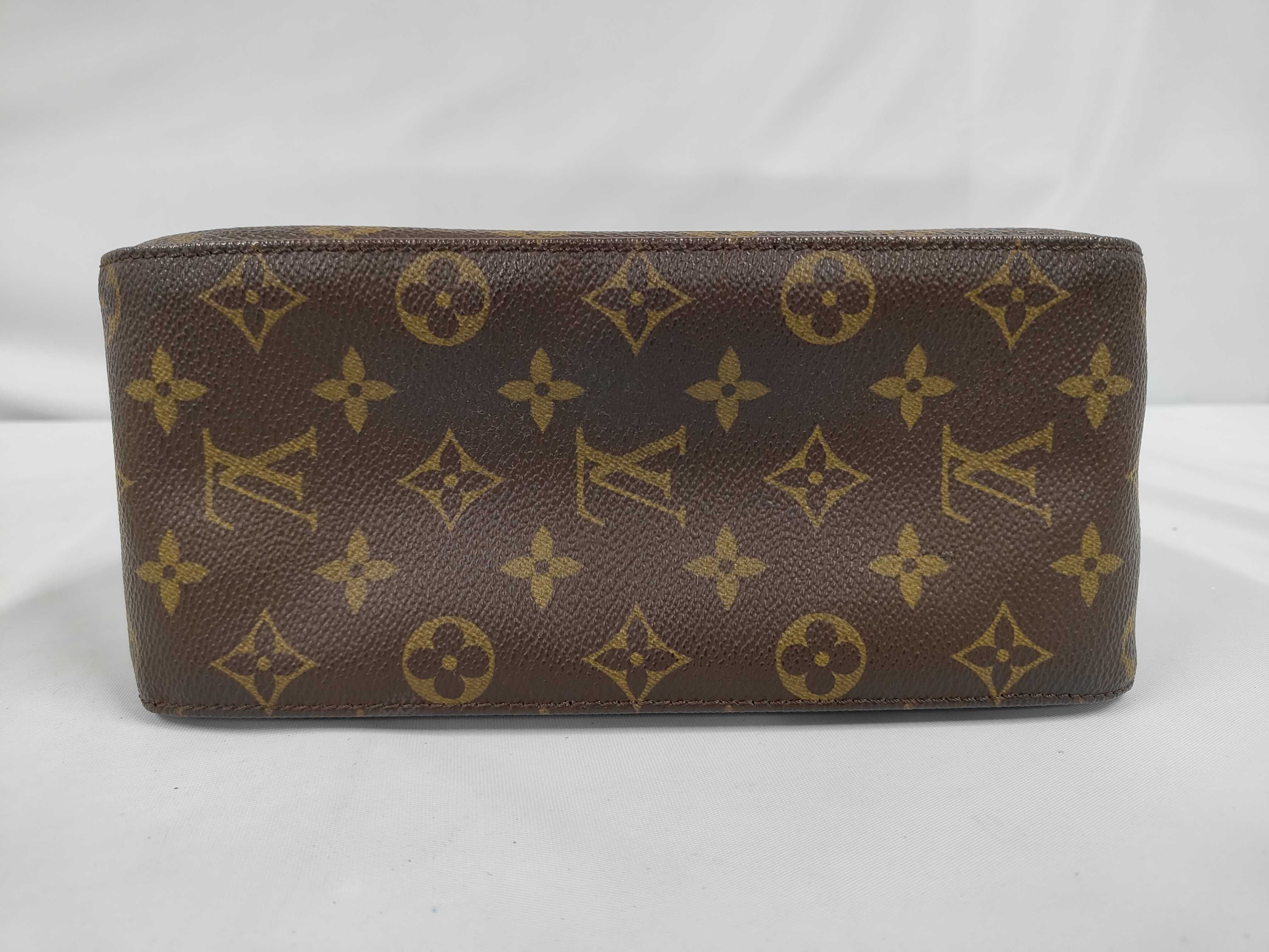 Monogram — view 3