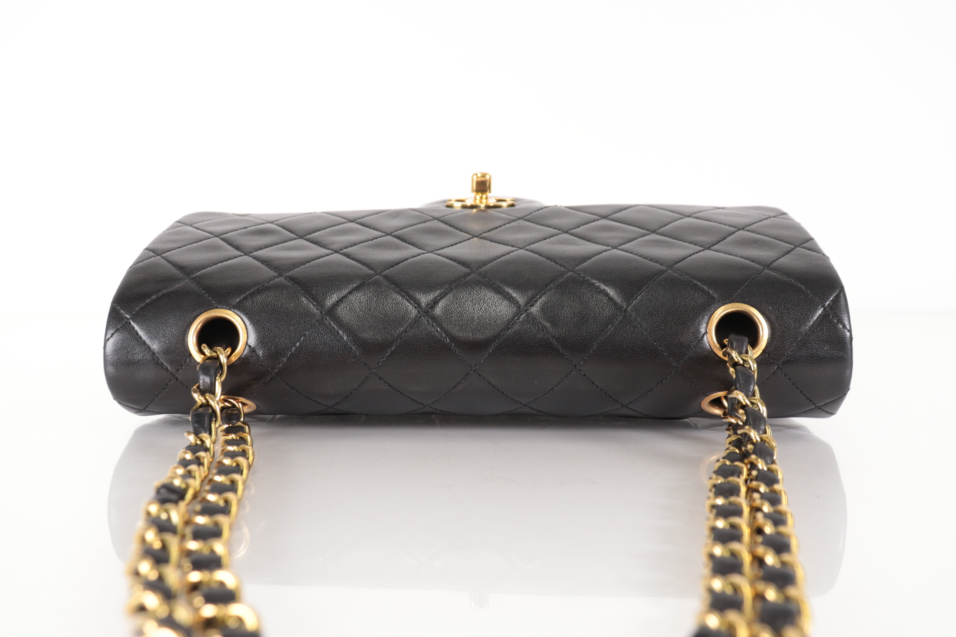 W-Plap 25 Lambskin Shoulder Bag (Serial No. 2) — view 6