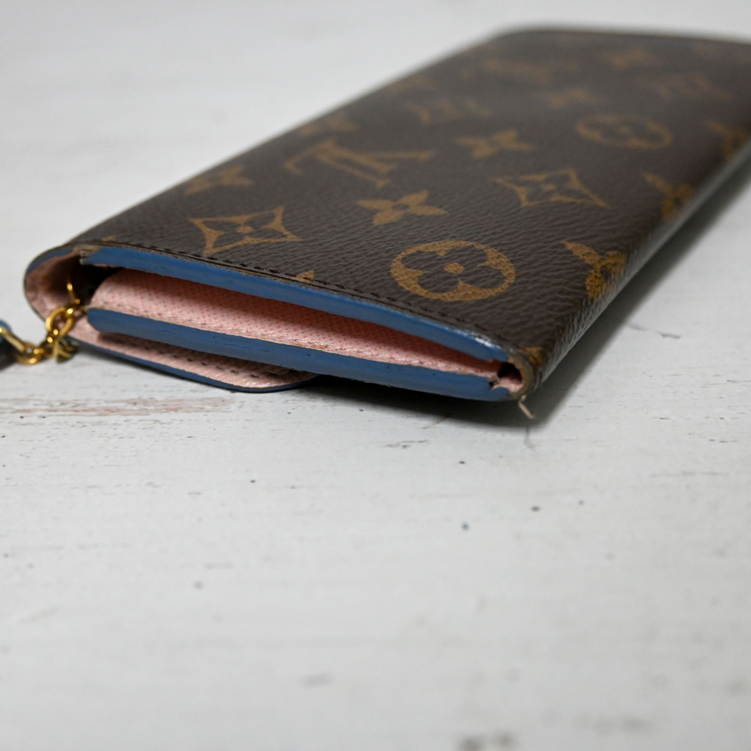Monogram Portefeuille Emilie Flower Charm Long Wallet M63895 SN0199 Wallet — view 4