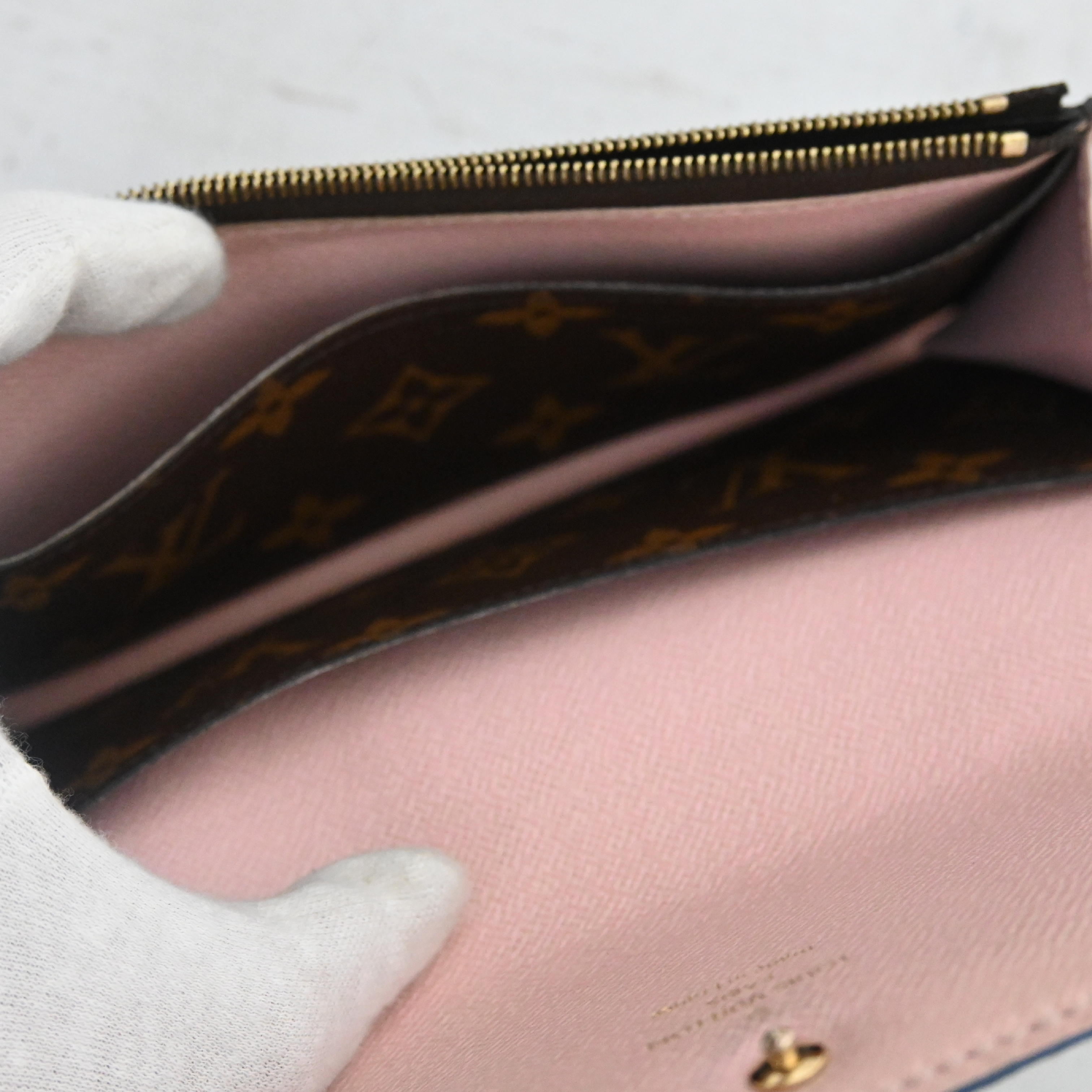 Monogram Portefeuille Emilie Flower Charm Long Wallet M63895 SN0199 Wallet — view 9