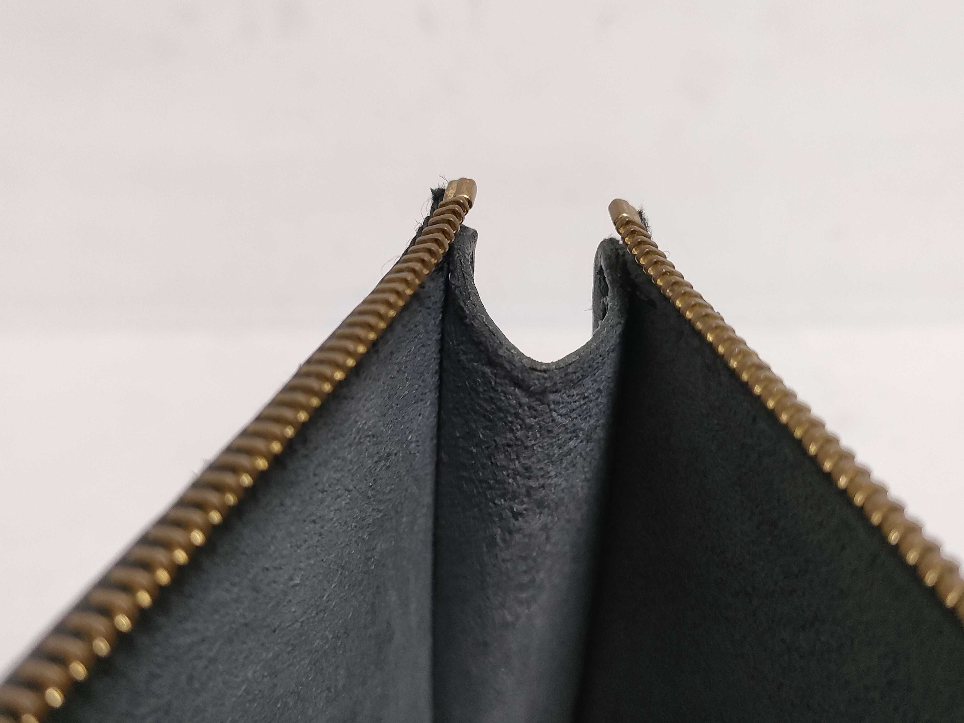 Epi Leather Pochette Accessoires M52942 AR1916 Pouch — view 9