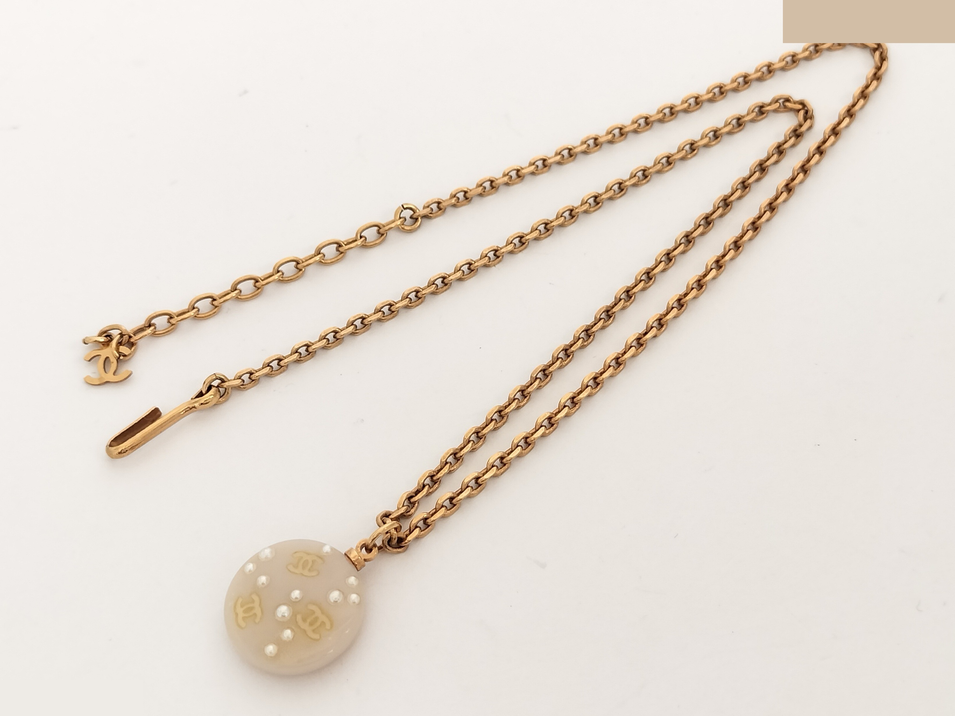 Coco F Pearl Gold Necklace, Chain approx. 46cm — view 2