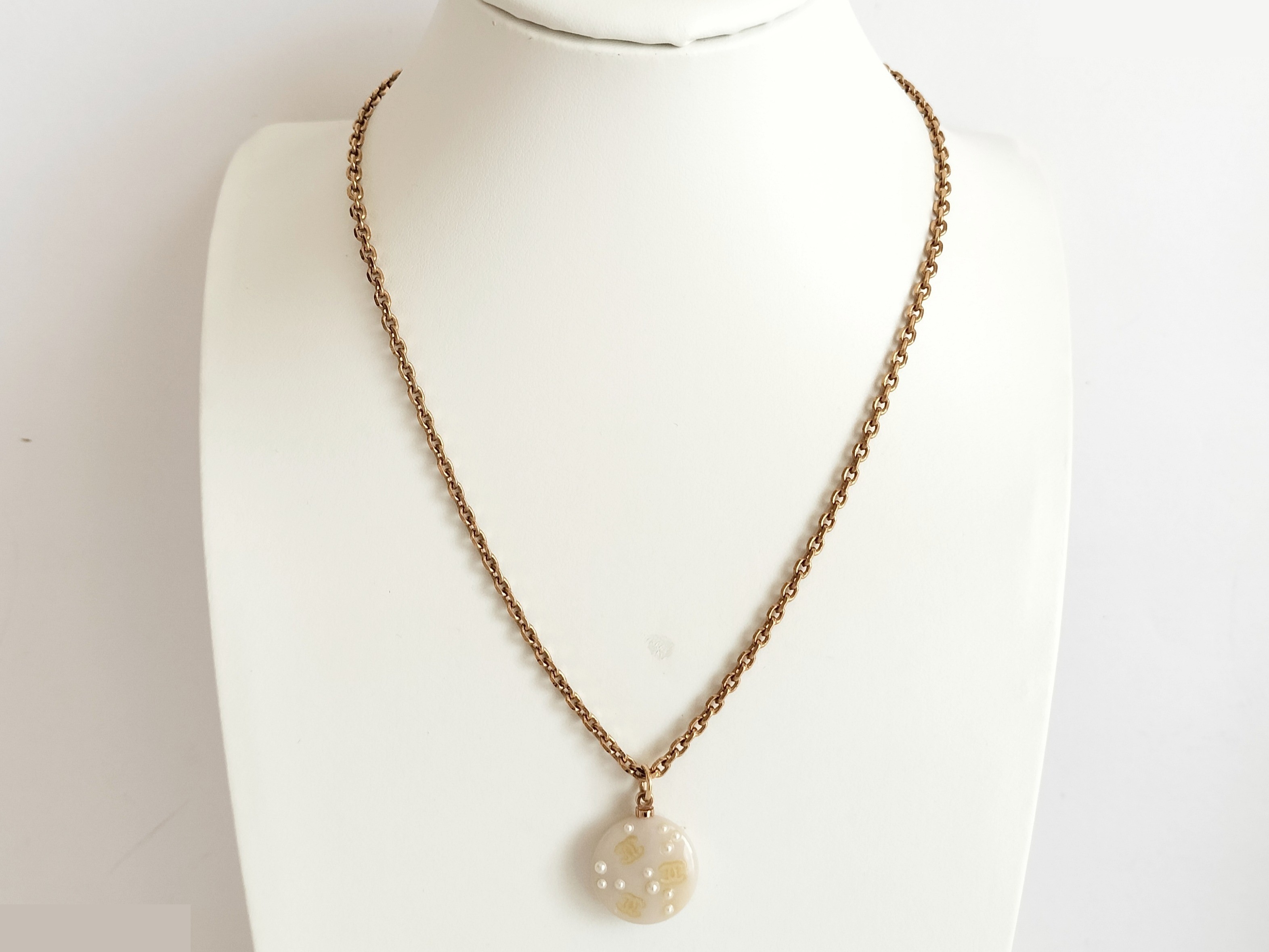 Coco F Pearl Gold Necklace, Chain approx. 46cm — view 7