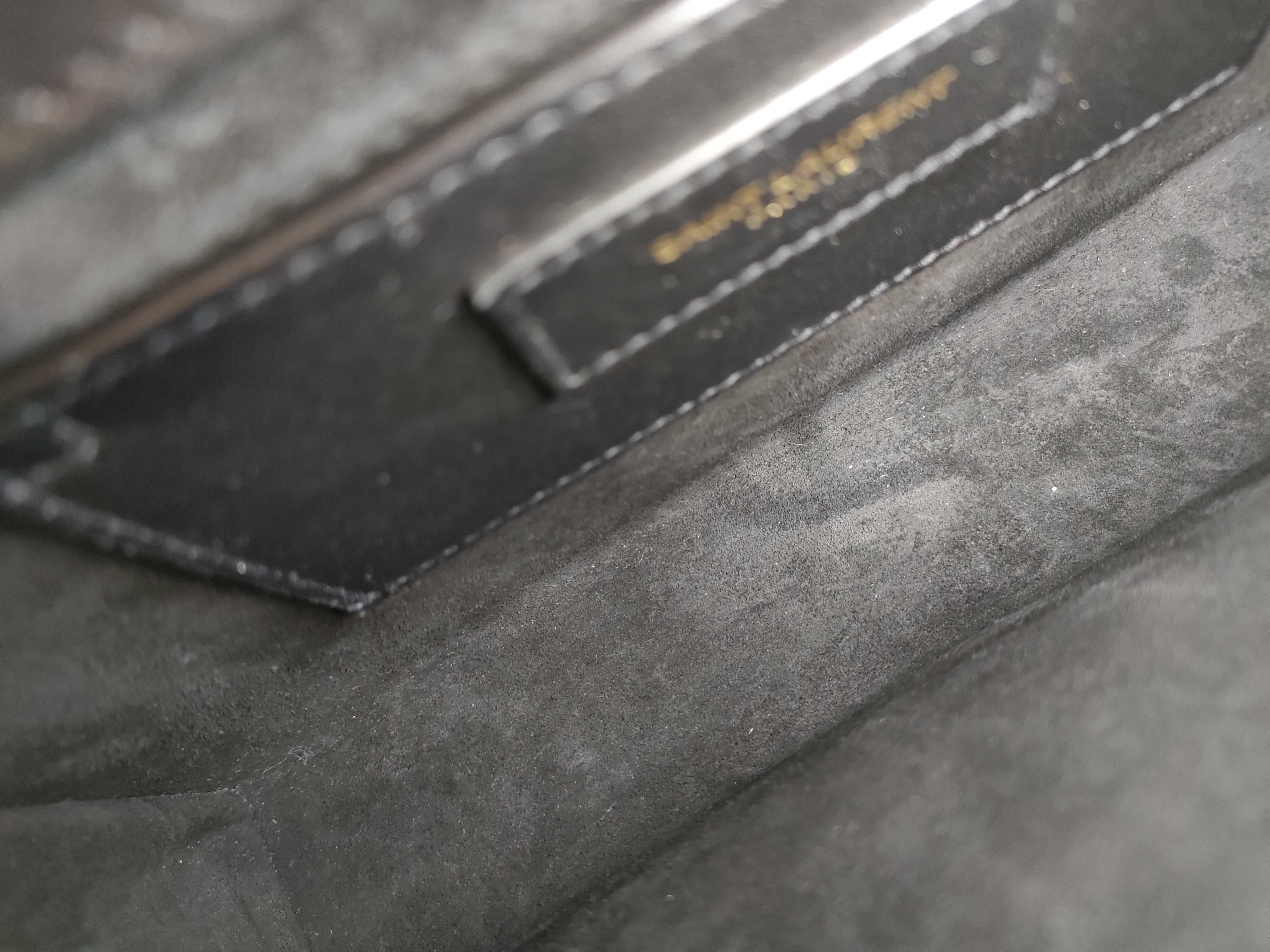 Chain Shoulder Bag — view 10