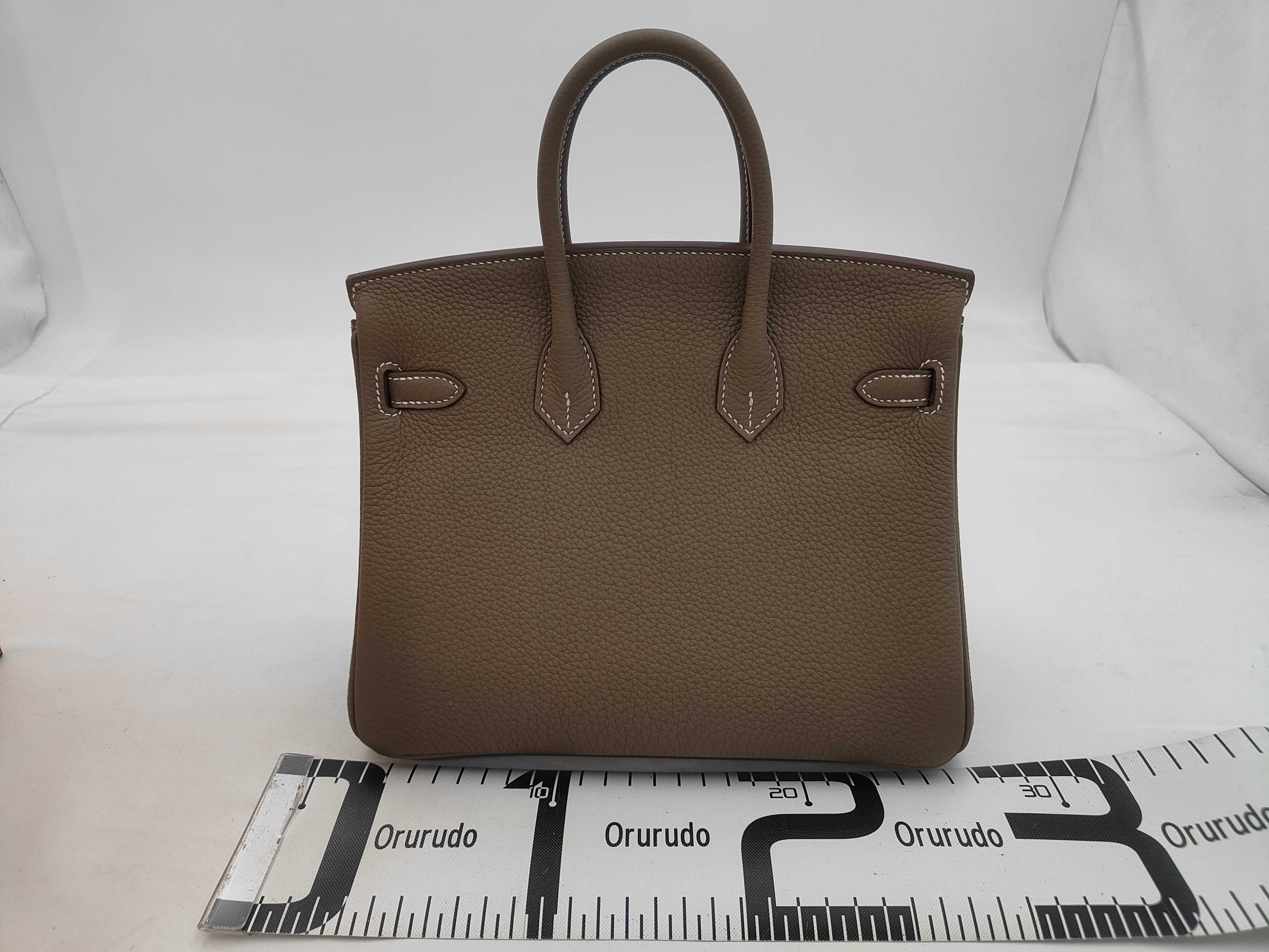 Birkin 25 Togo Etoupe Silver Hardware G Stamp Handbag — view 2