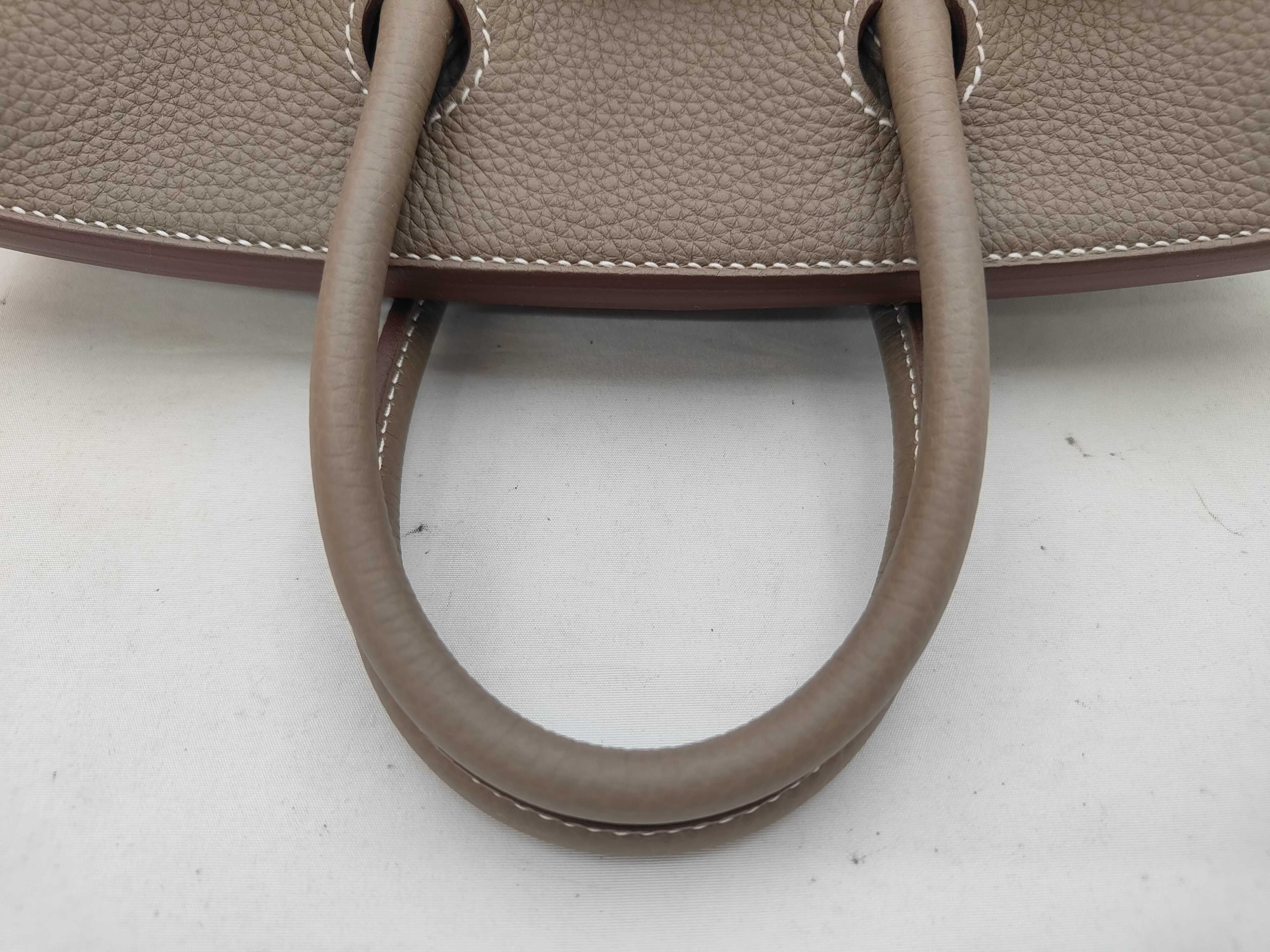 Birkin 25 Togo Etoupe Silver Hardware G Stamp Handbag — view 3