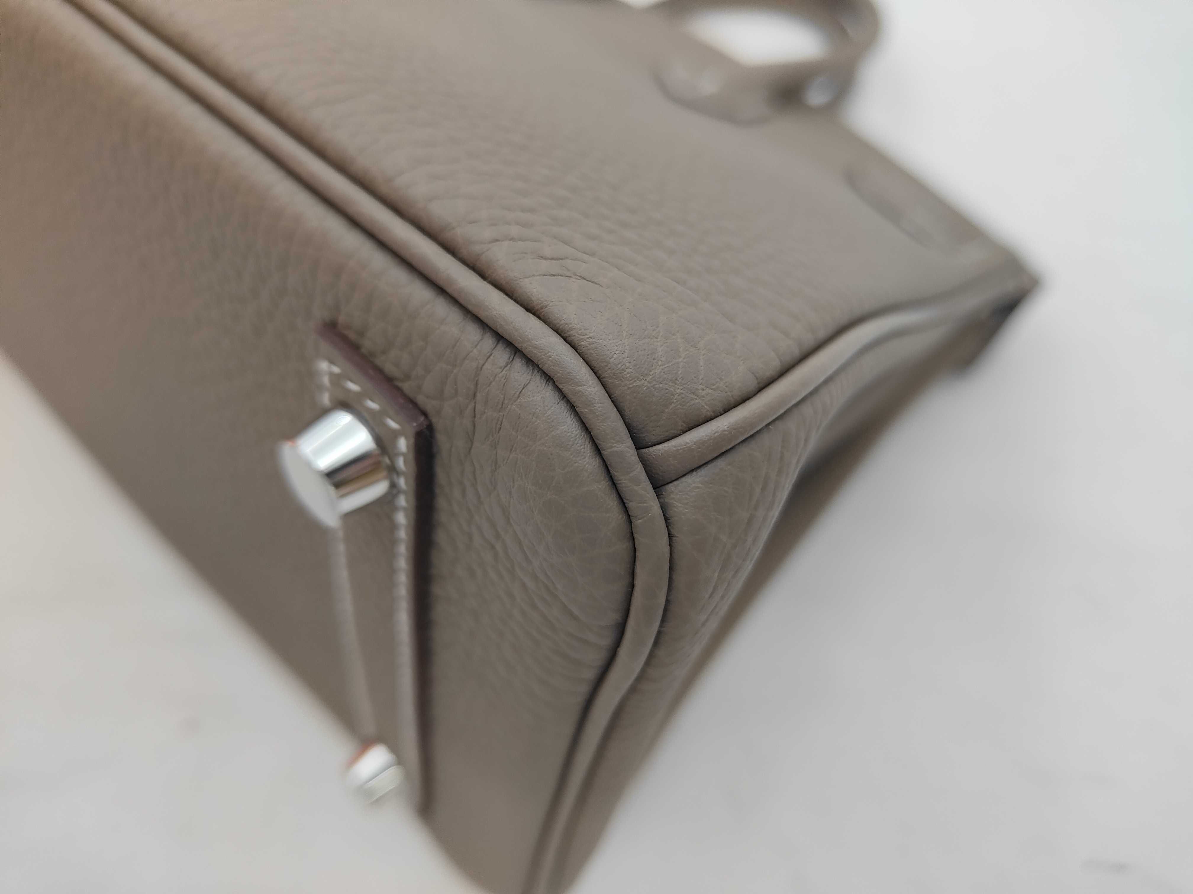 Birkin 25 Togo Etoupe Silver Hardware G Stamp Handbag — view 6