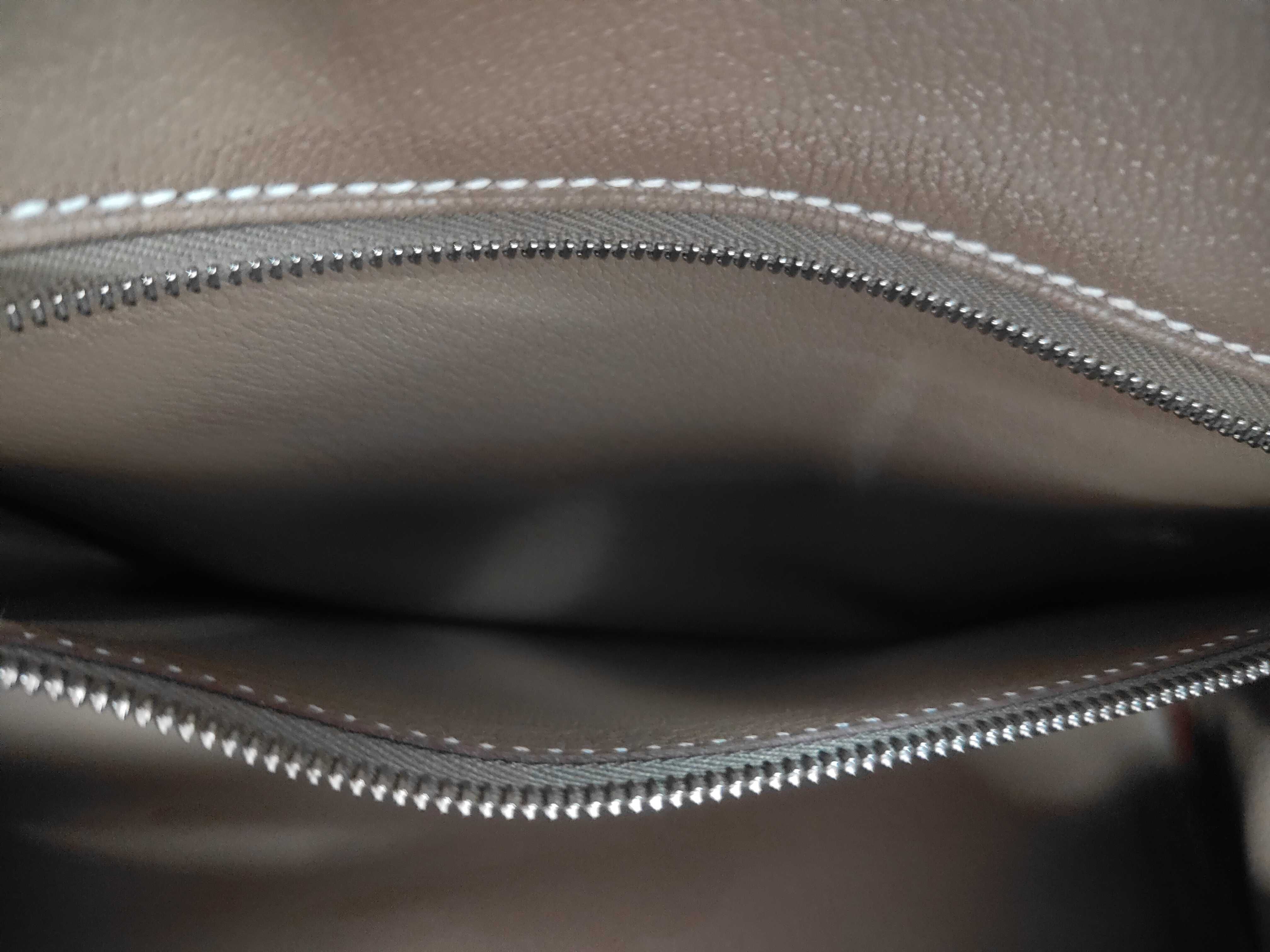Birkin 25 Togo Etoupe Silver Hardware G Stamp Handbag — view 9