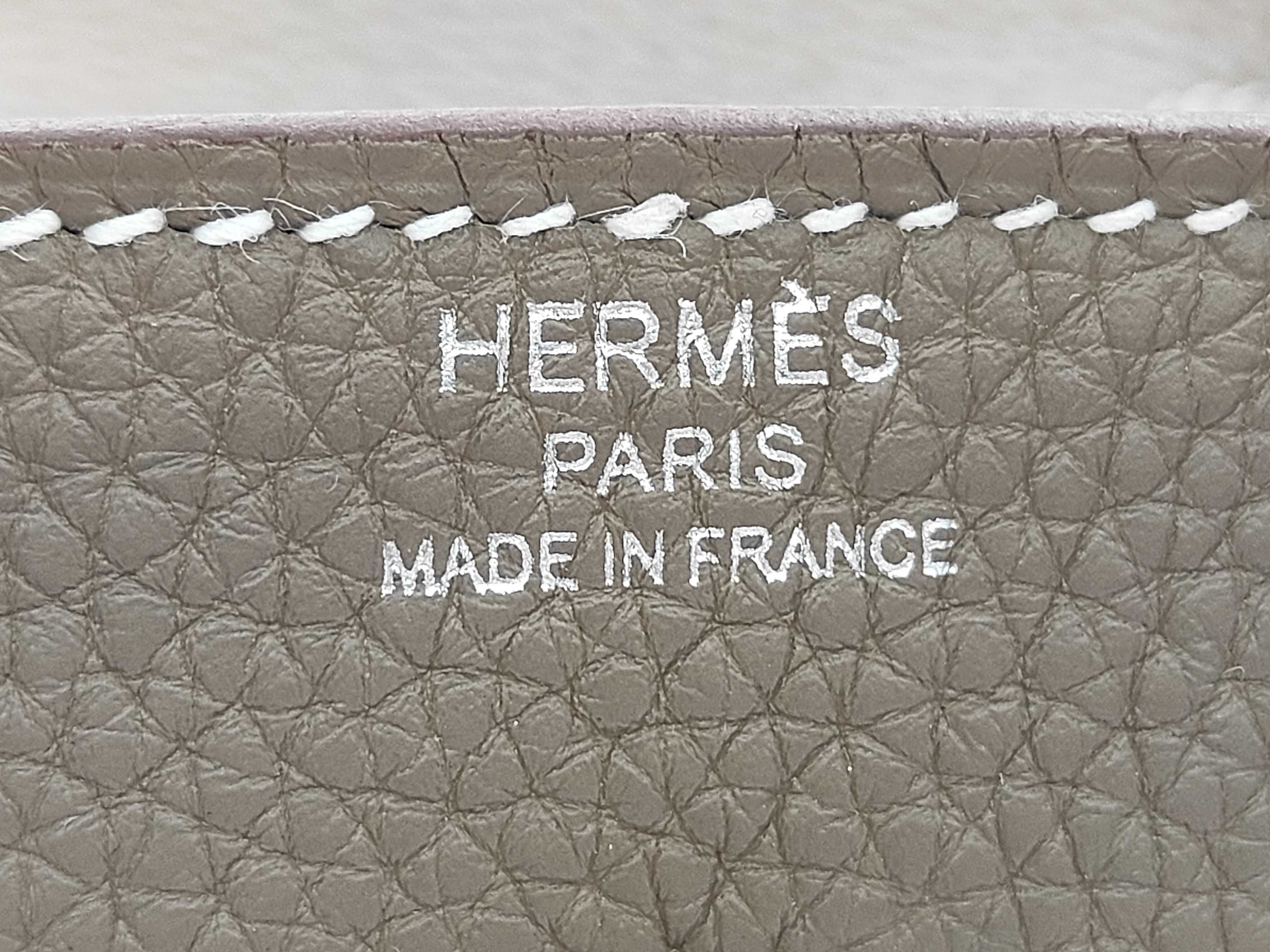 Birkin 25 Togo Etoupe Silver Hardware G Stamp Handbag — view 10