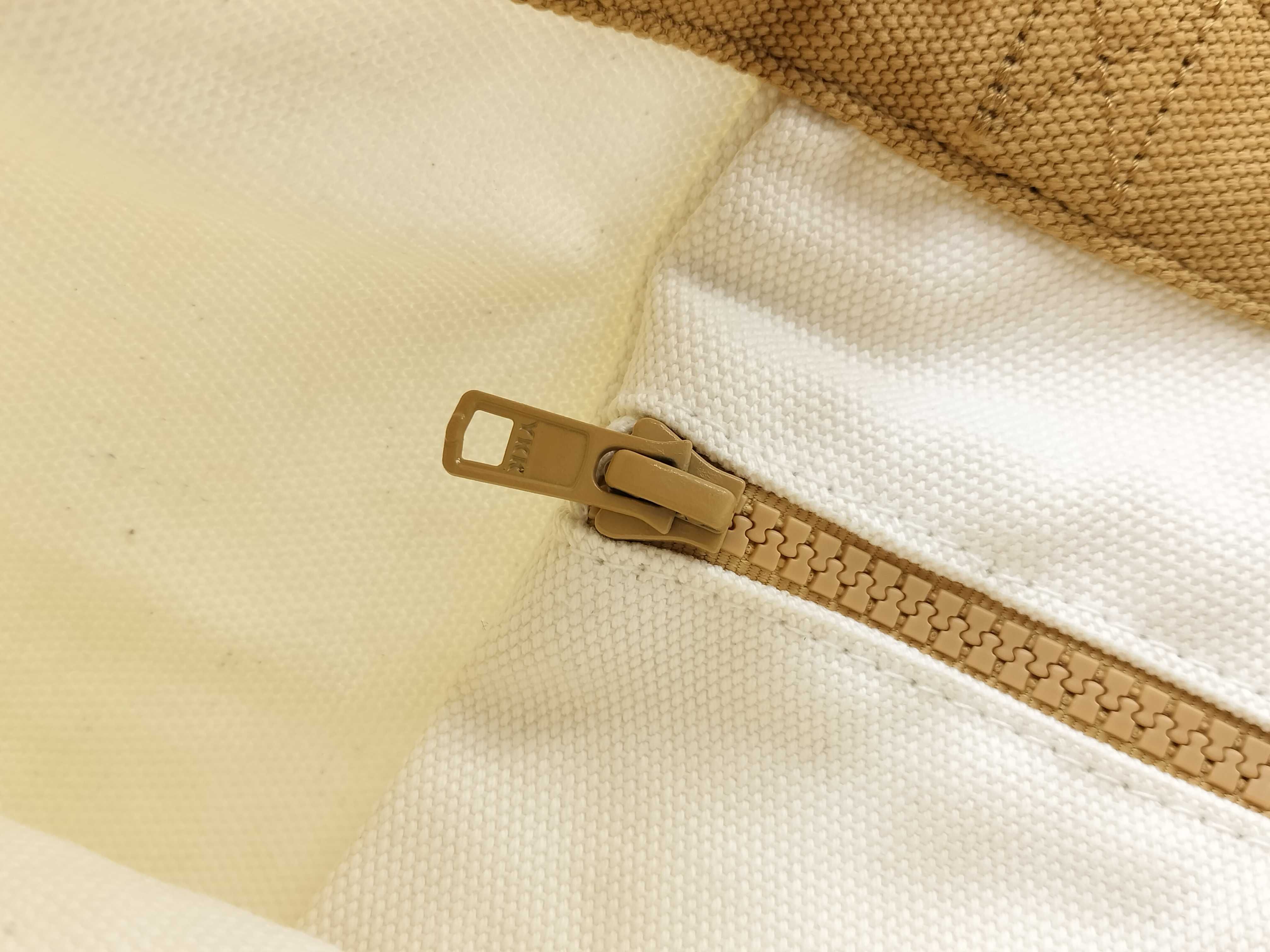 Limited Edition Louis Vuitton Fondation Paris Limited Edition Tote Bag — view 13