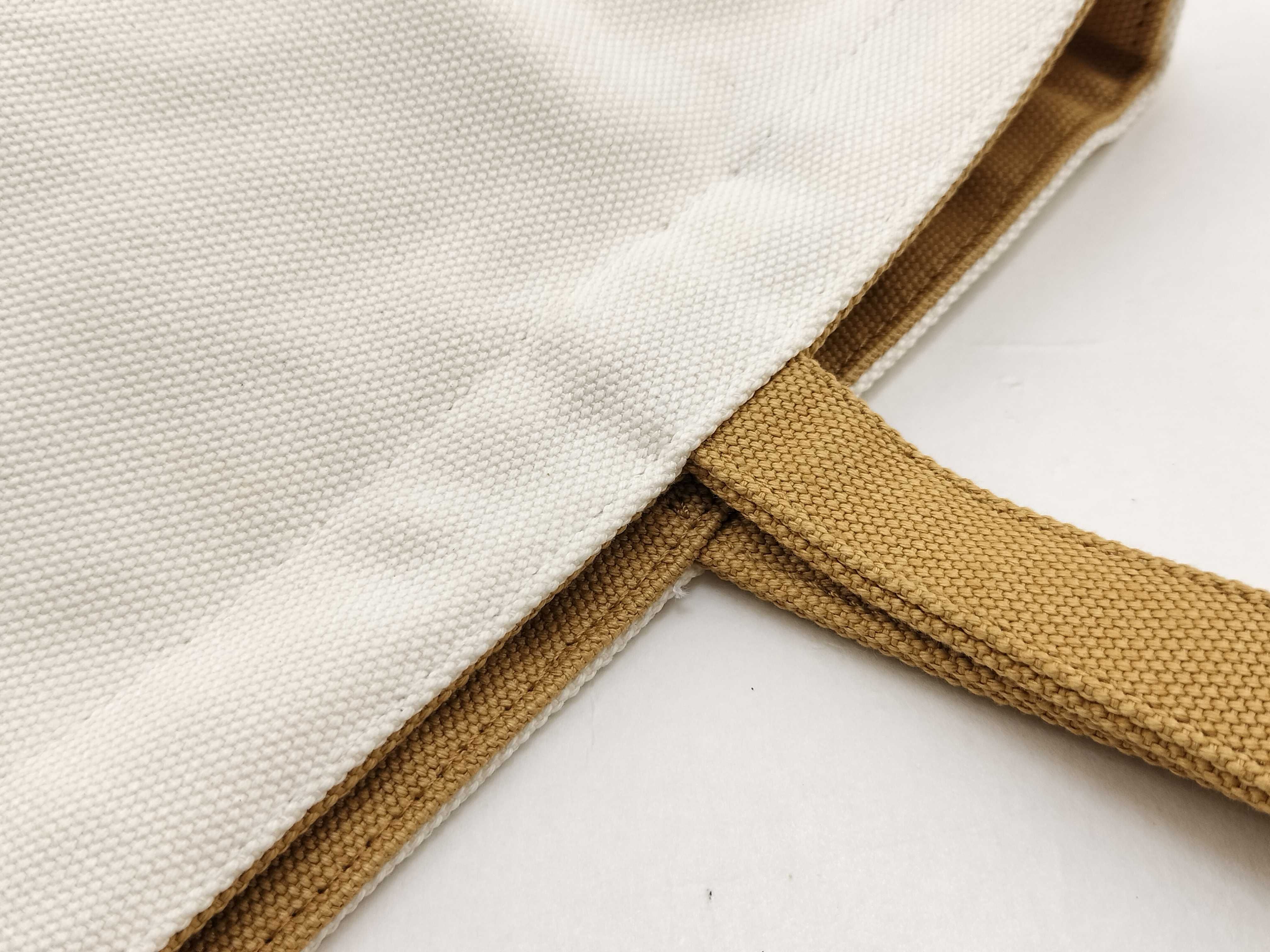 Limited Edition Louis Vuitton Fondation Paris Limited Edition Tote Bag — view 7
