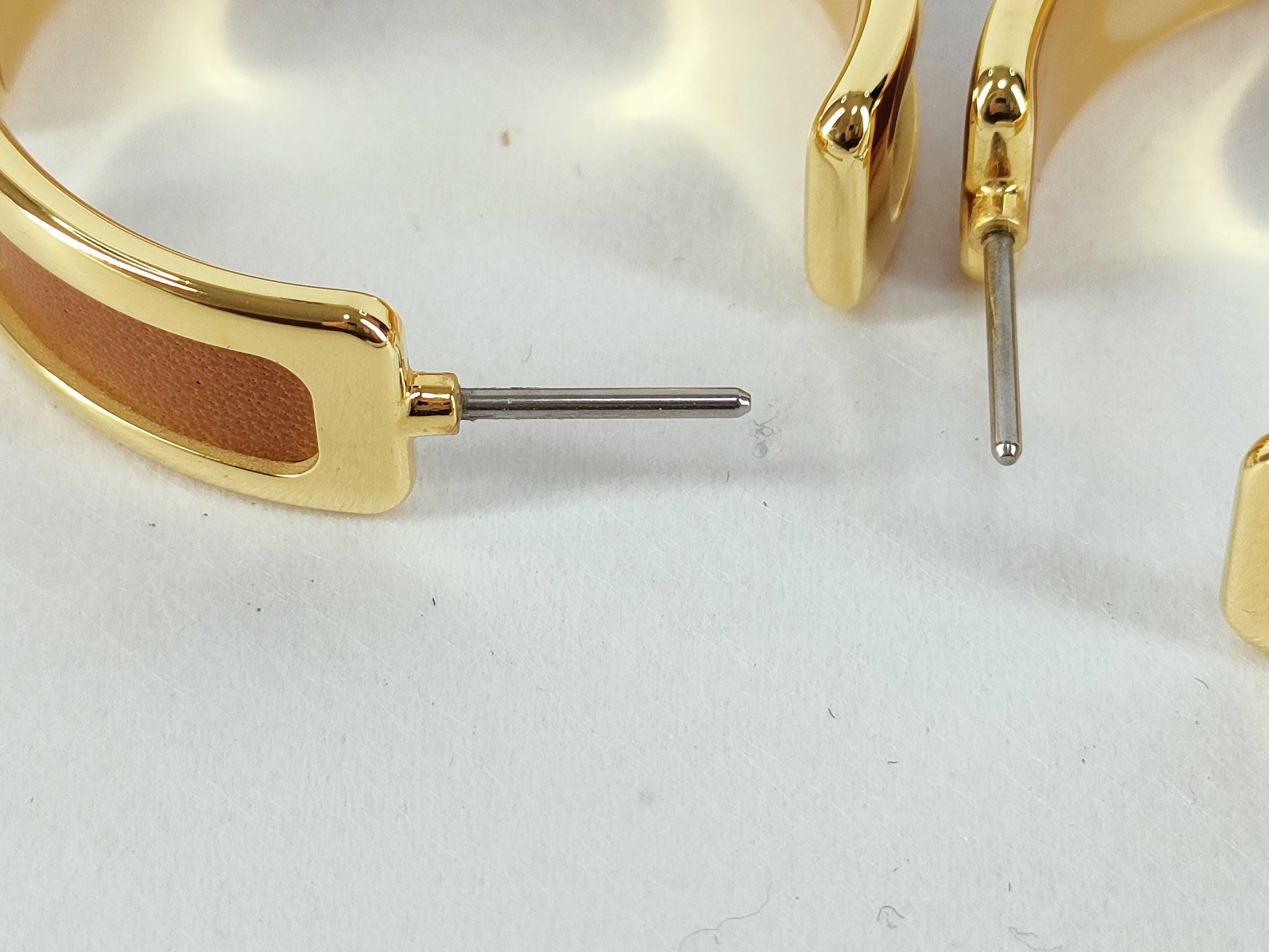 Olympe Hoop Earrings, GP x Leather, Yellow Gold x Gold Earrings — view 5