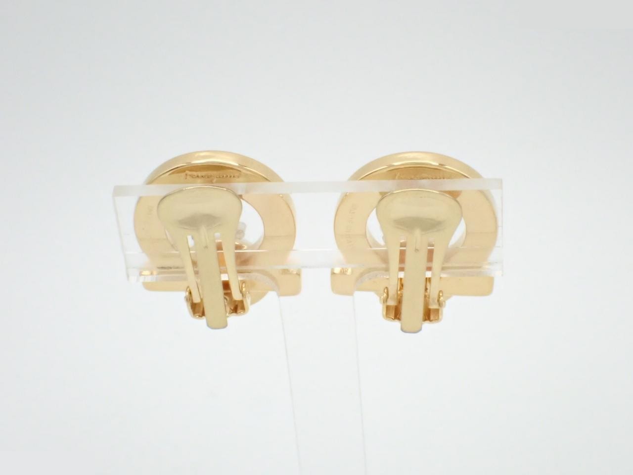 Other lines: Precious metals and earrings — view 2