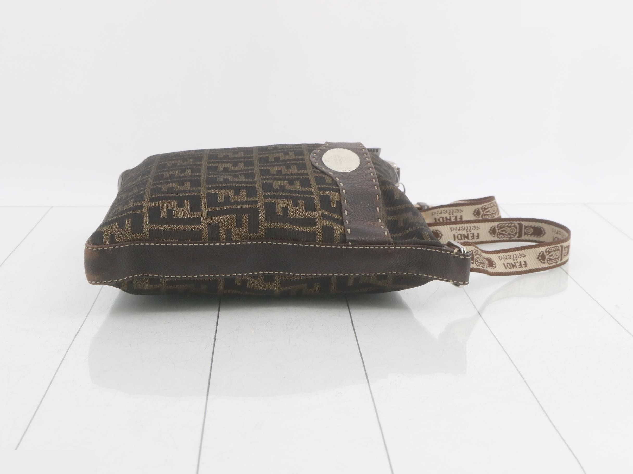 Zucca (bag) - Shoulder bag — view 3