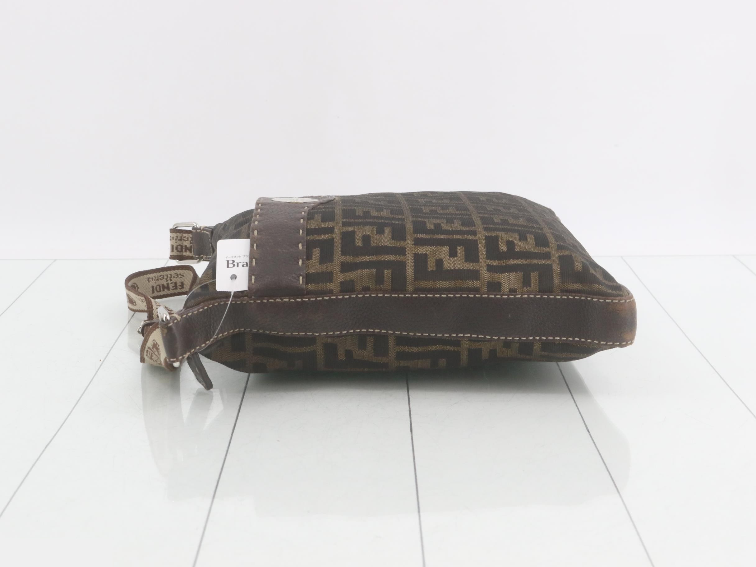 Zucca (bag) - Shoulder bag — view 4
