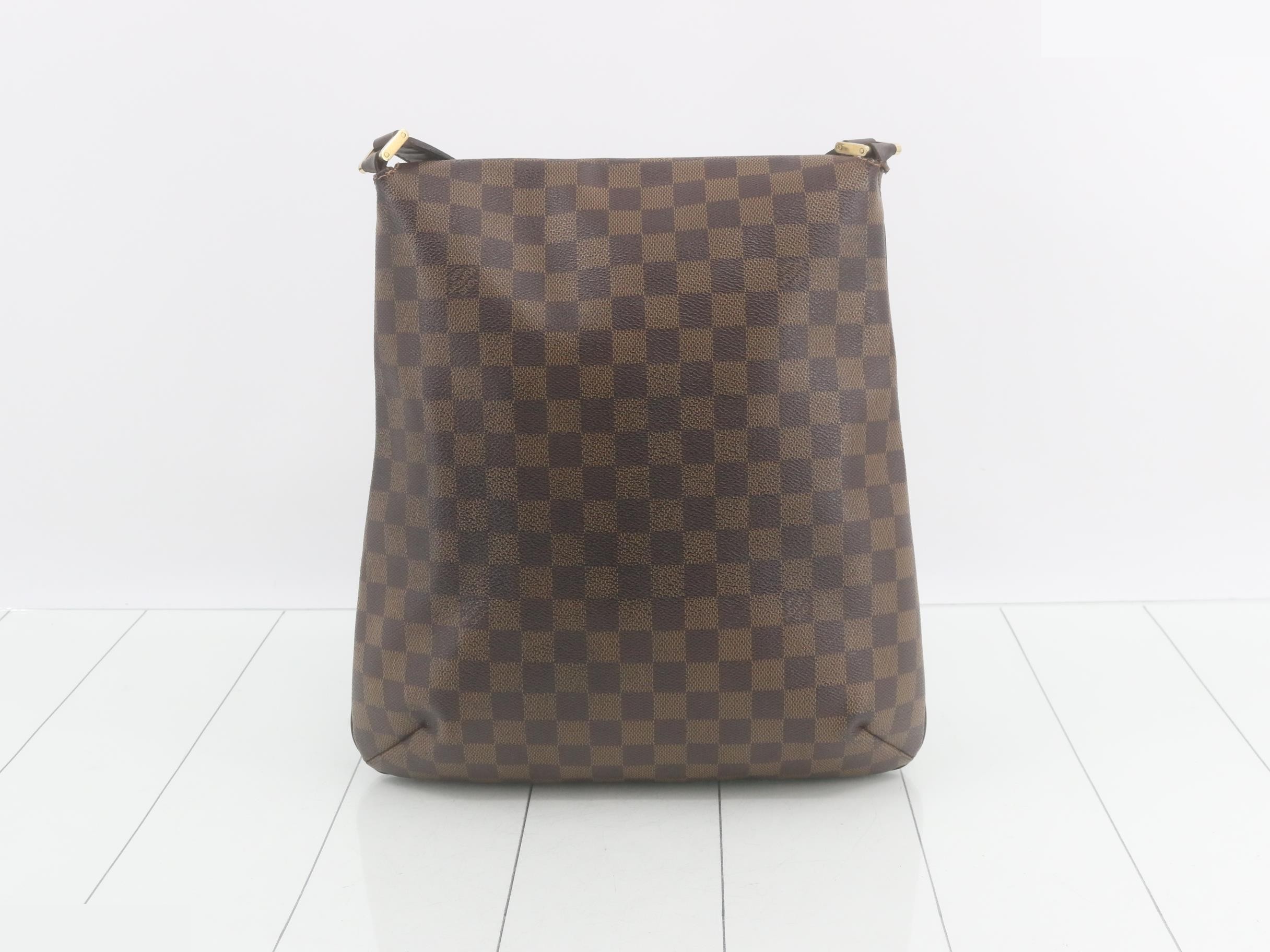 Musette — view 2