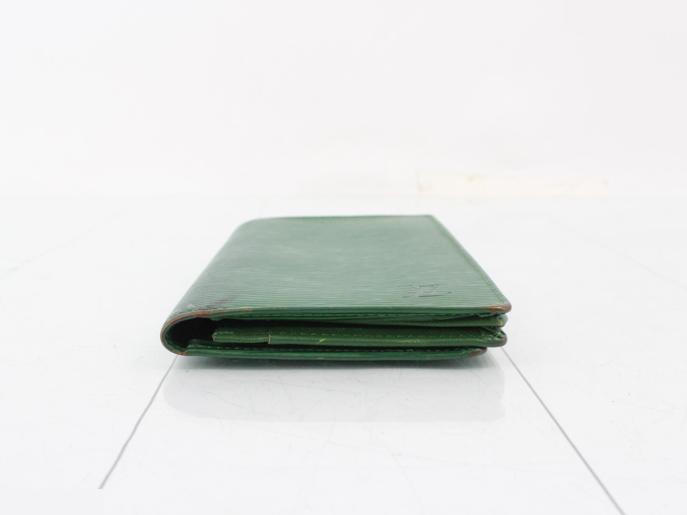 Long wallet — view 3