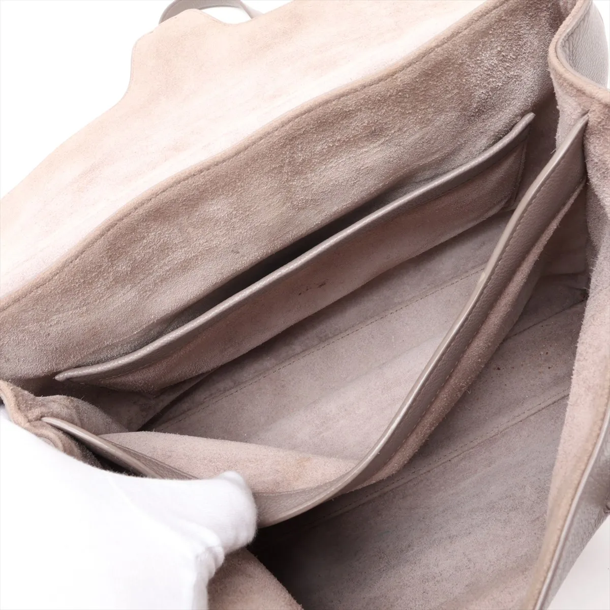 Soft 16 Seize Medium Leather Shoulder Bag, Greige — view 8