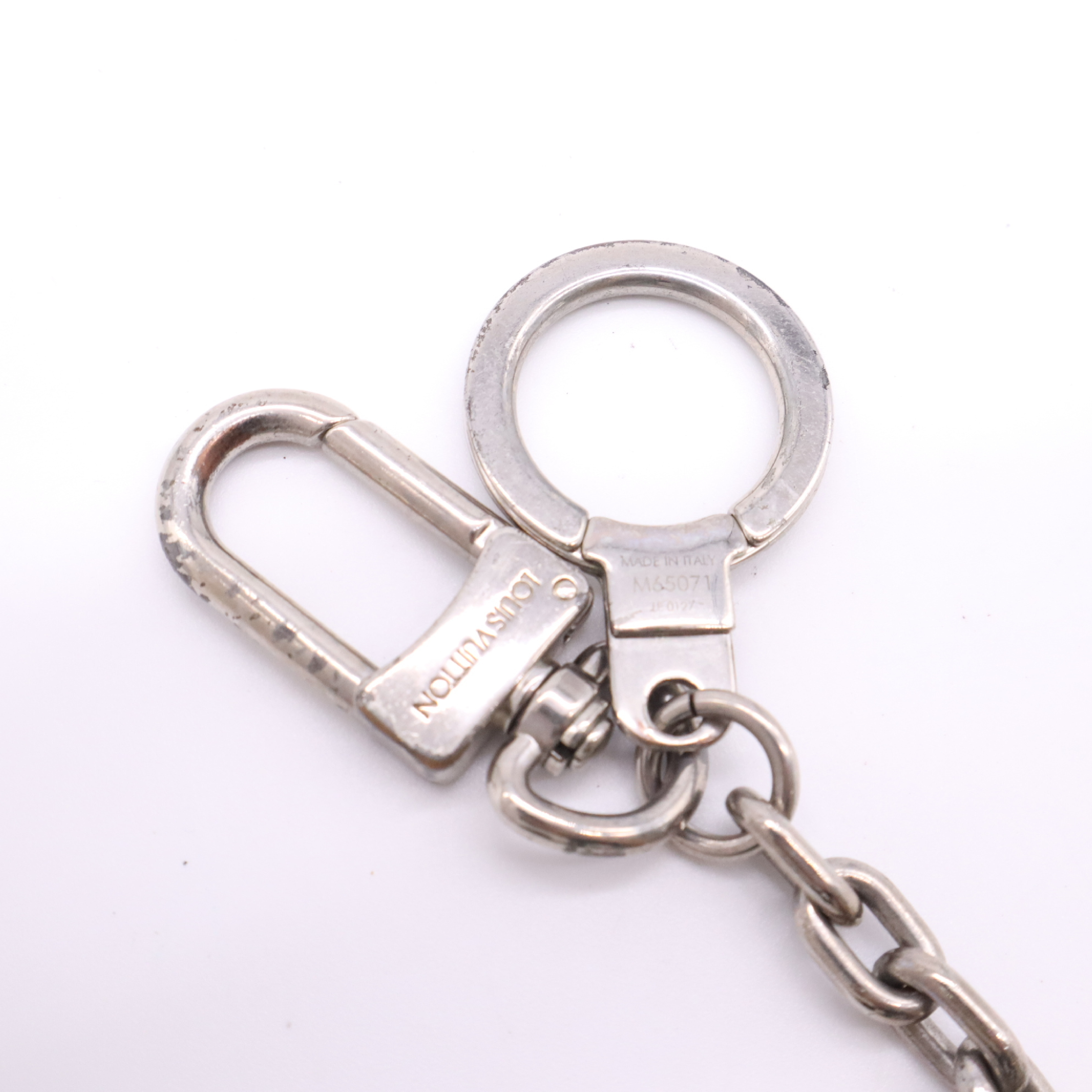 M65071 Portefeuille LV Initial Metal Key Case — view 3