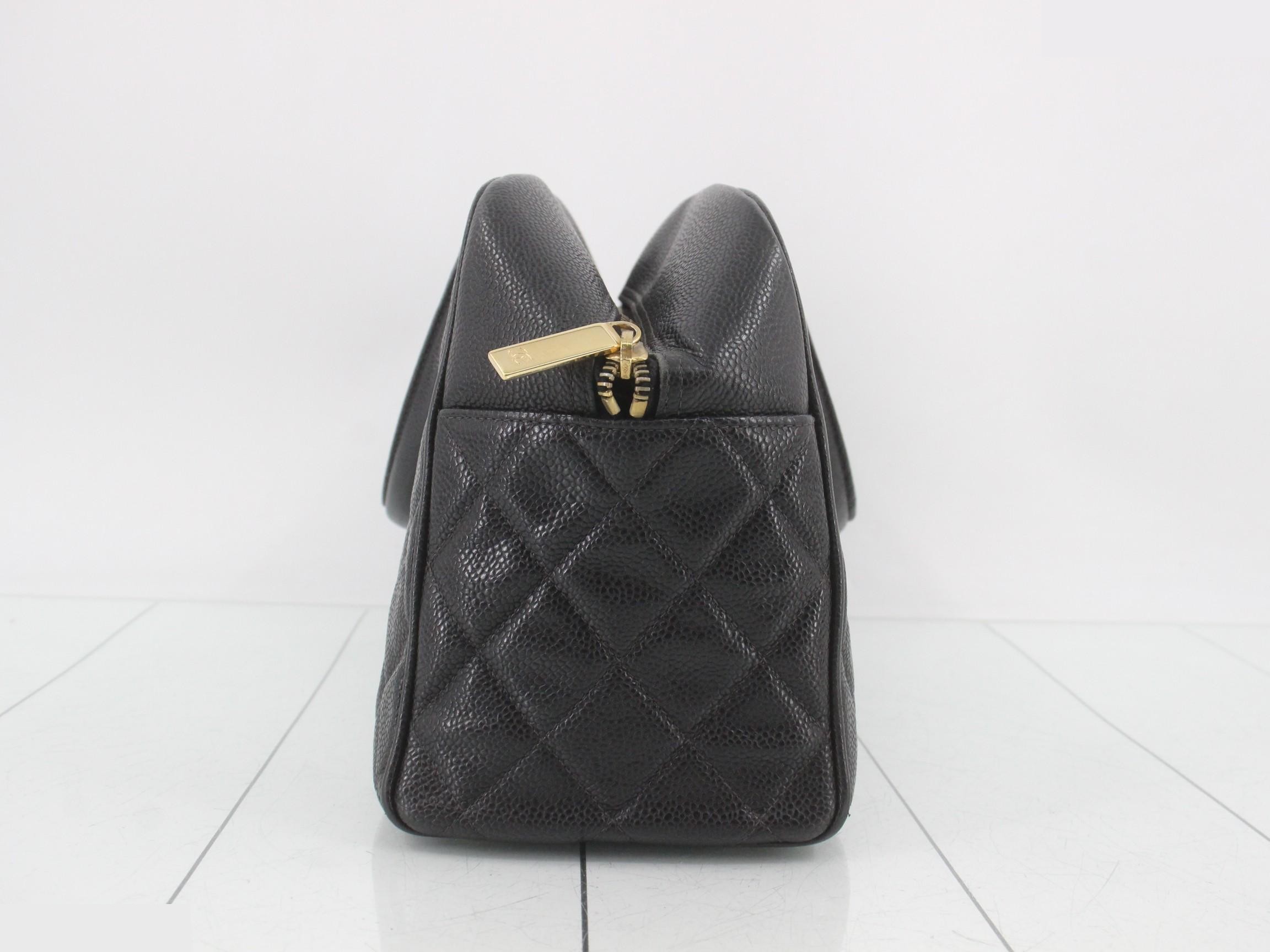 Matelassé Classic Duffle Bag, Caviar Leather, Black, Series 8, W37cm — view 4
