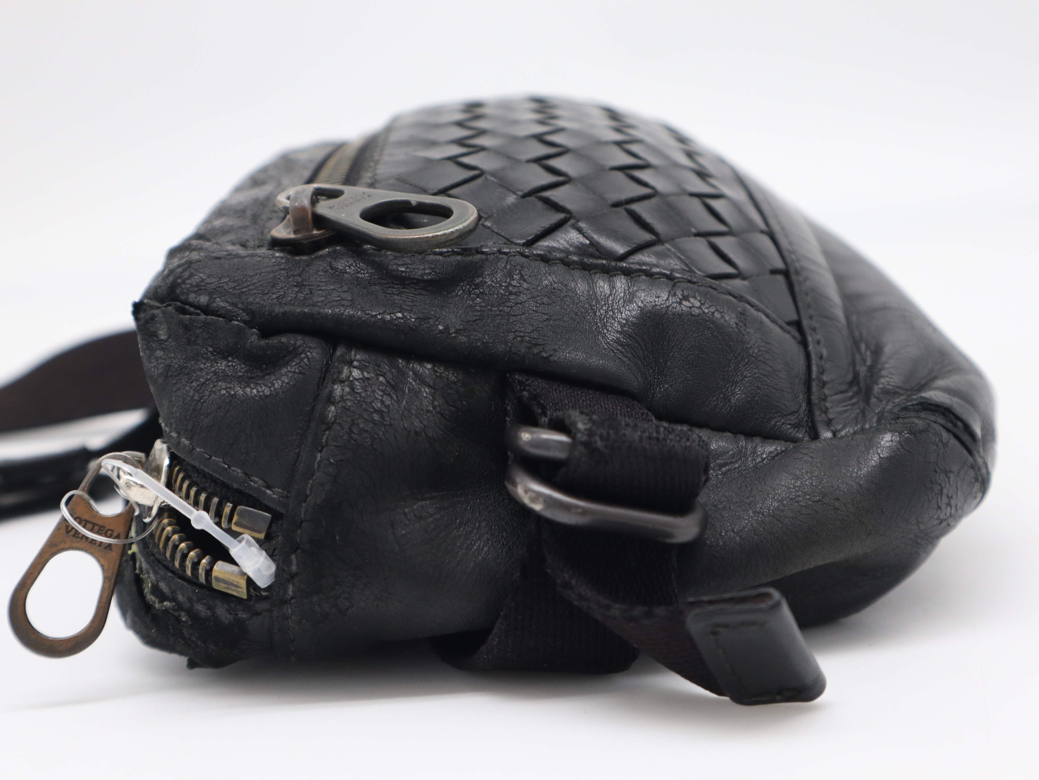 Intrecciato Leather Black Shoulder Bag — view 3