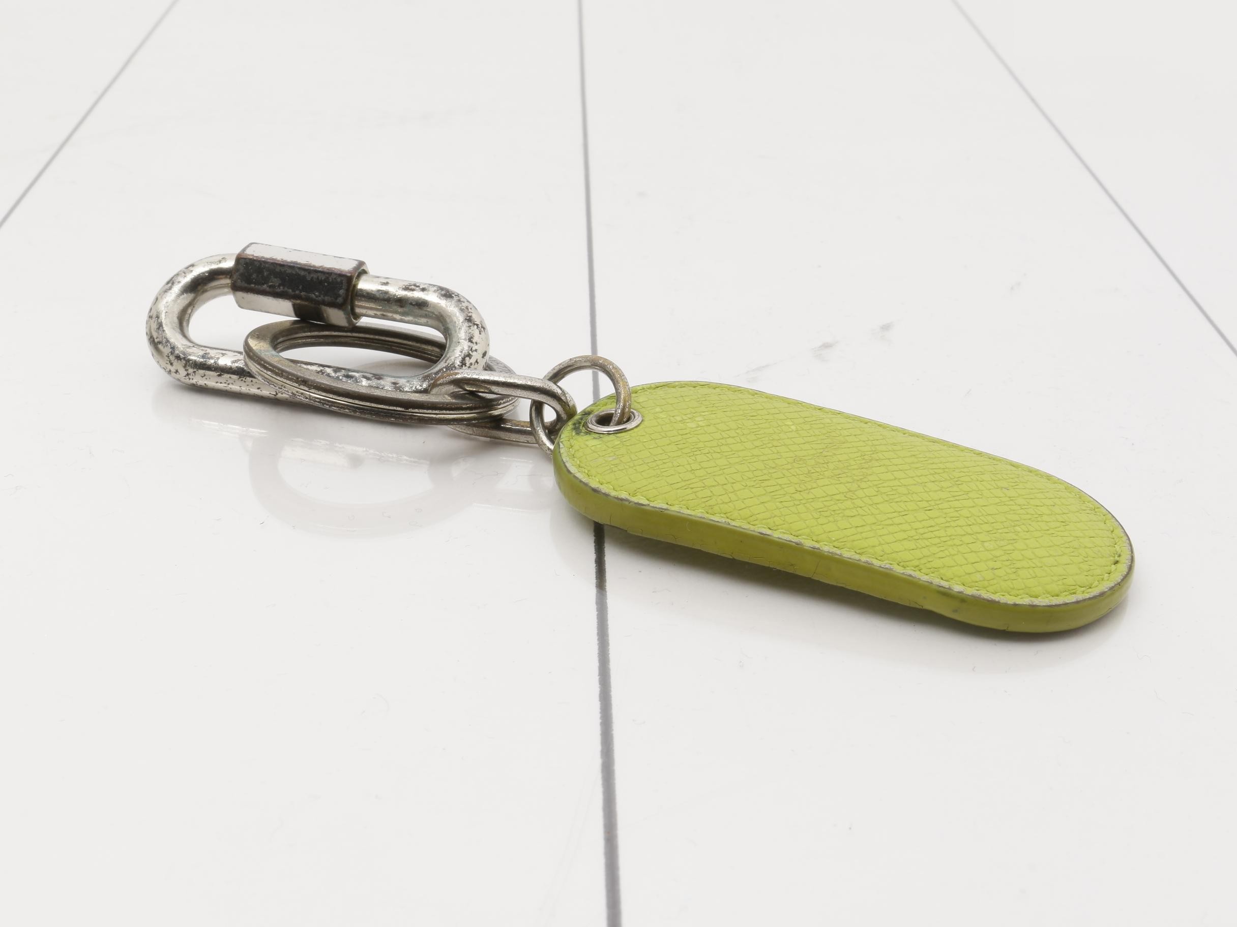 Porte Clé Military Tab Yellow — view 2