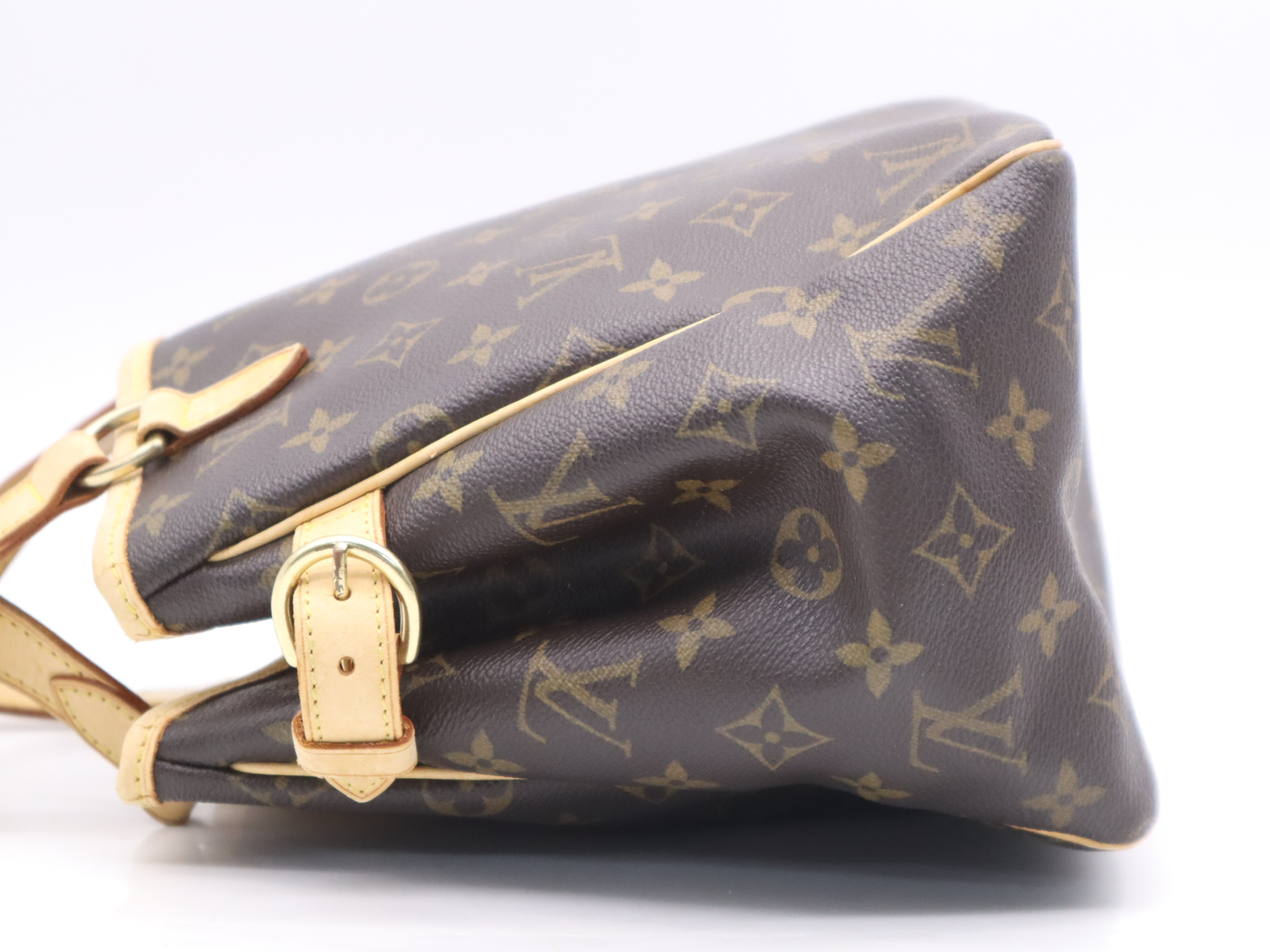 M51156 Monogram Batignolles Handbag — view 3