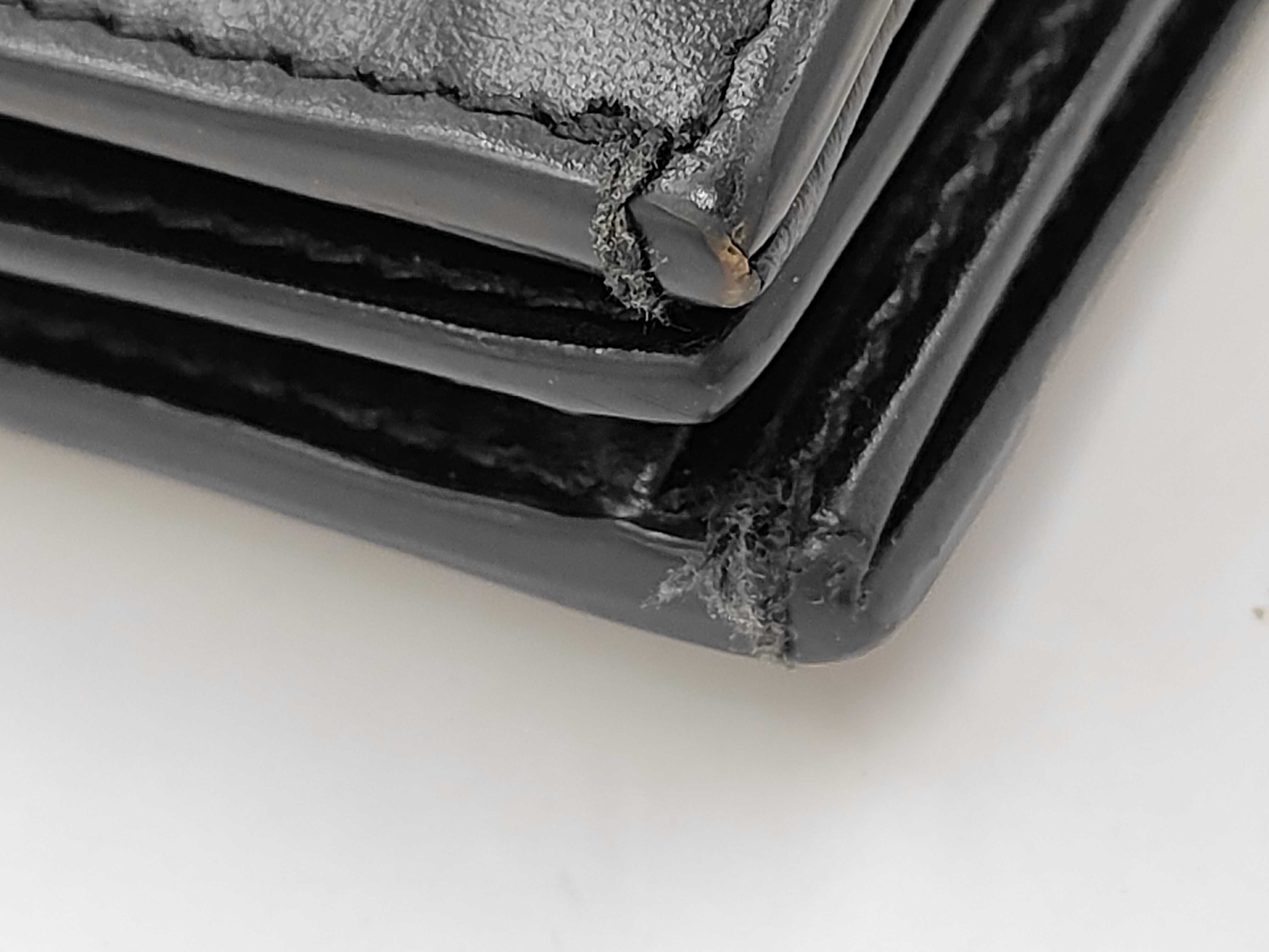 GG Matelassé Compact Wallet, Bi-fold Wallet, 723786, Black — view 3