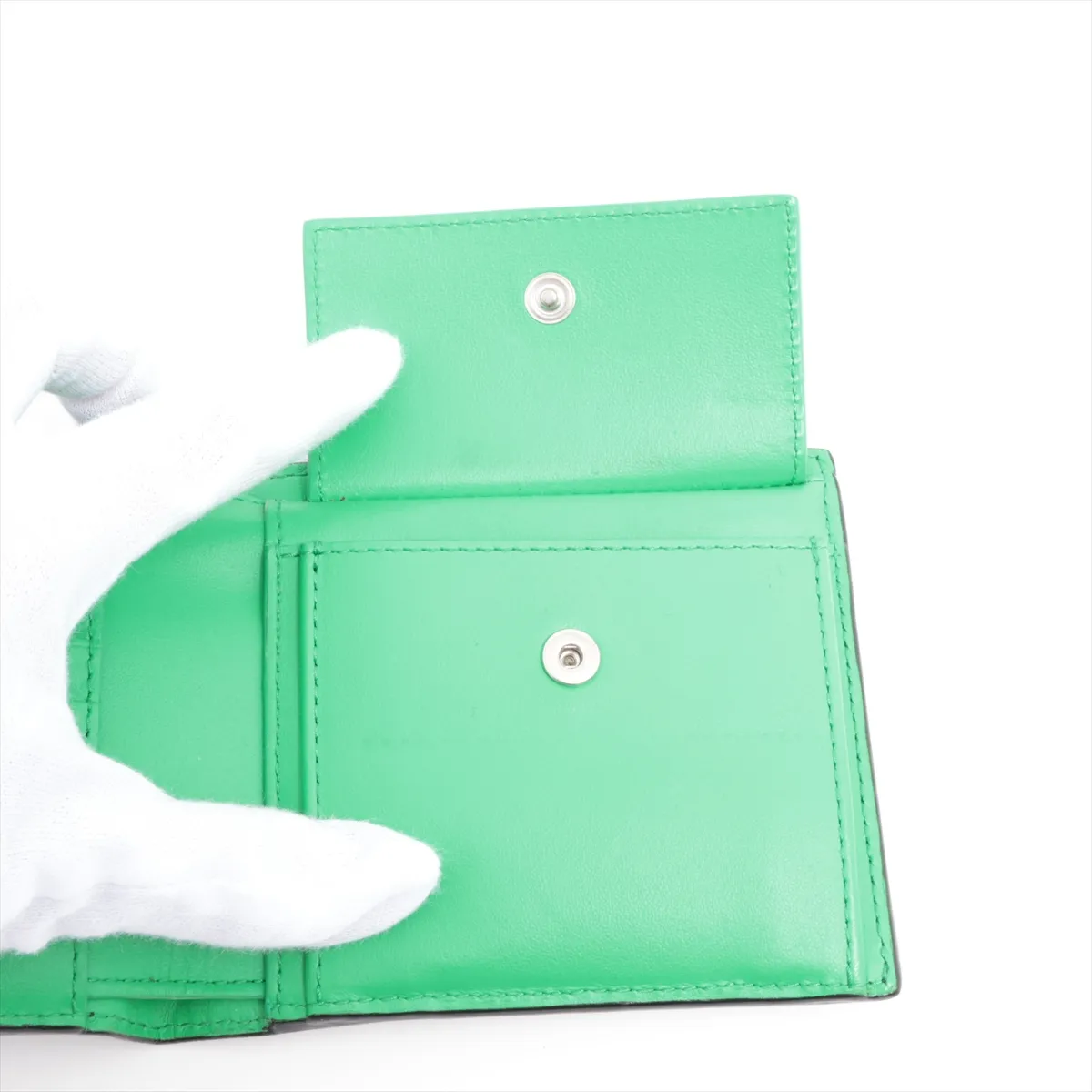 Intrecciato Leather Compact Wallet Black — view 4