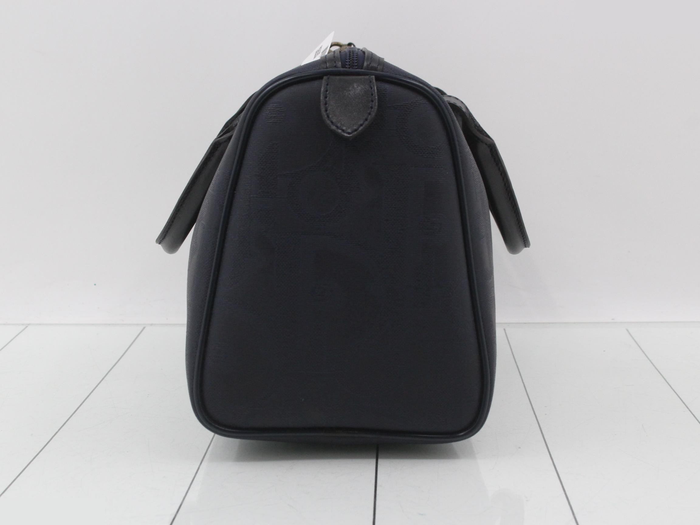 handbag — view 3